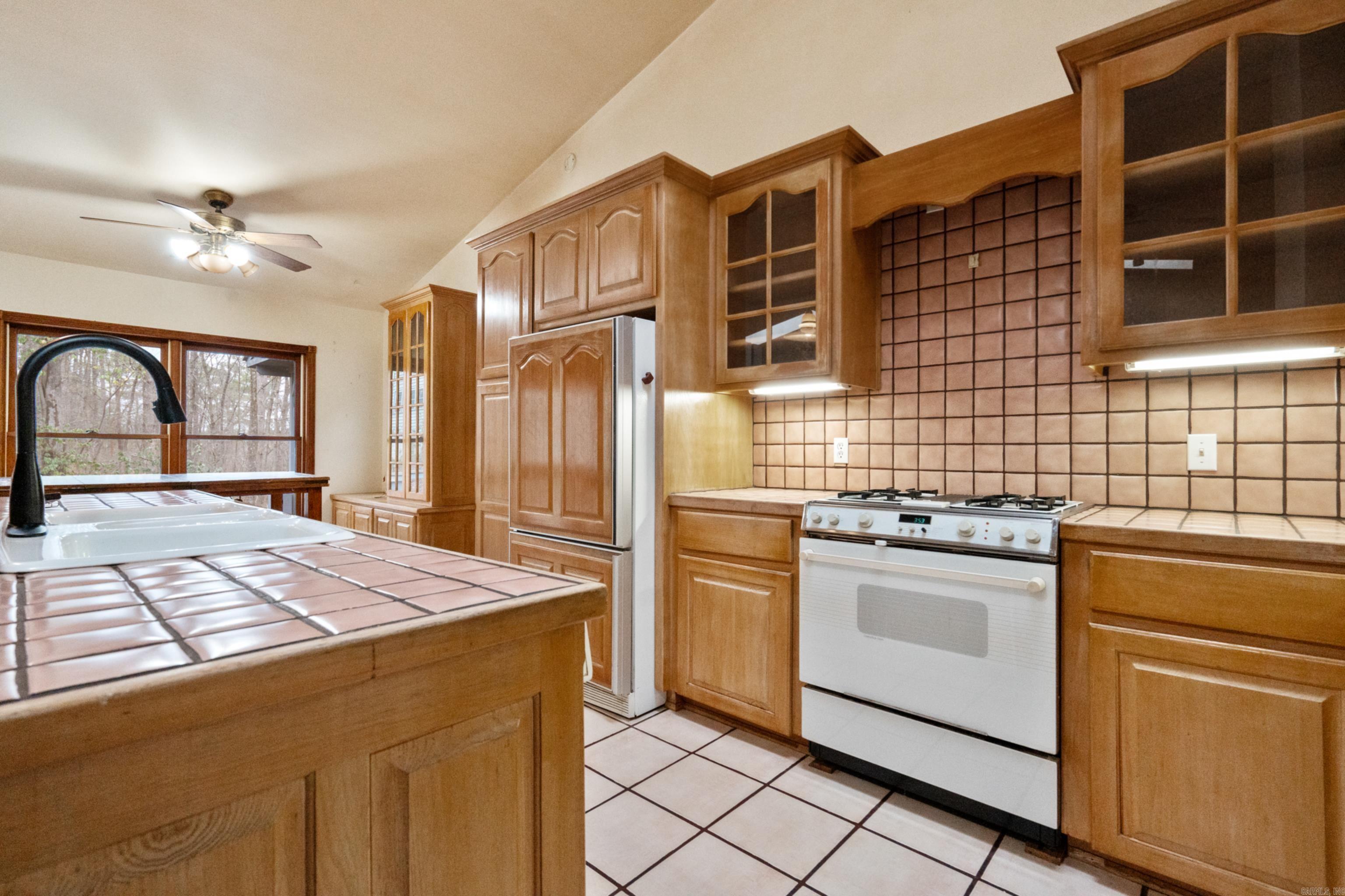 110  Grand Ridge  Hot Springs, AR