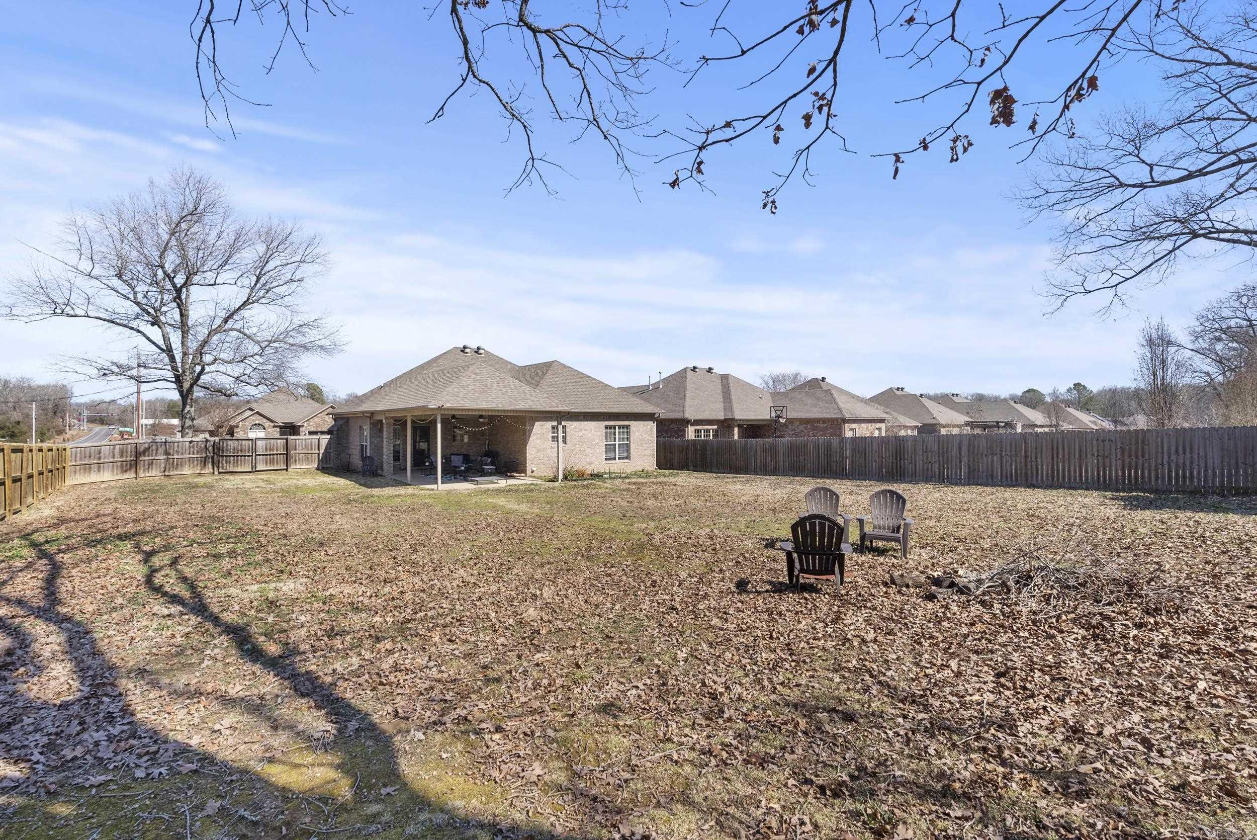 79  Oak Tree  Conway, AR