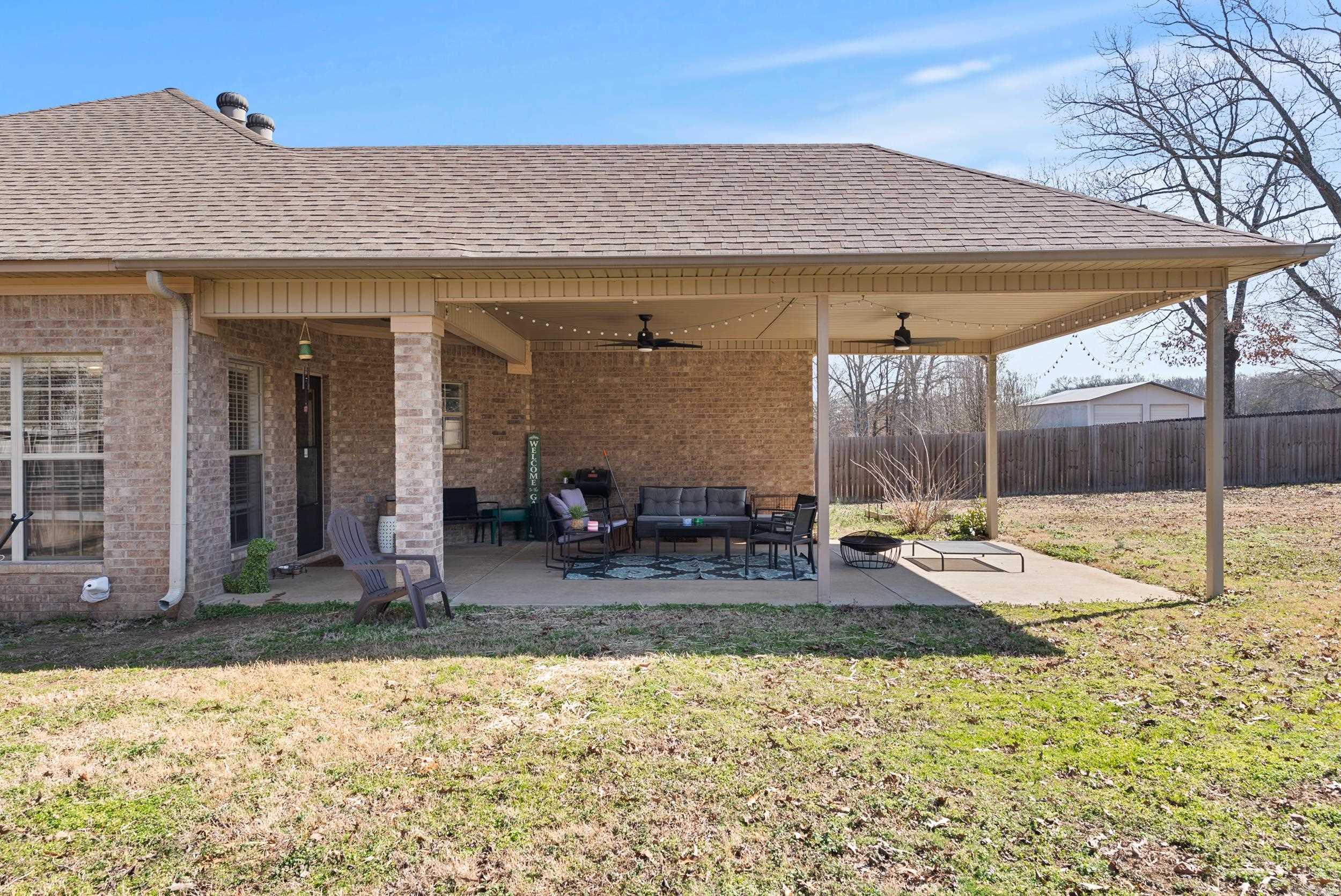 79  Oak Tree  Conway, AR