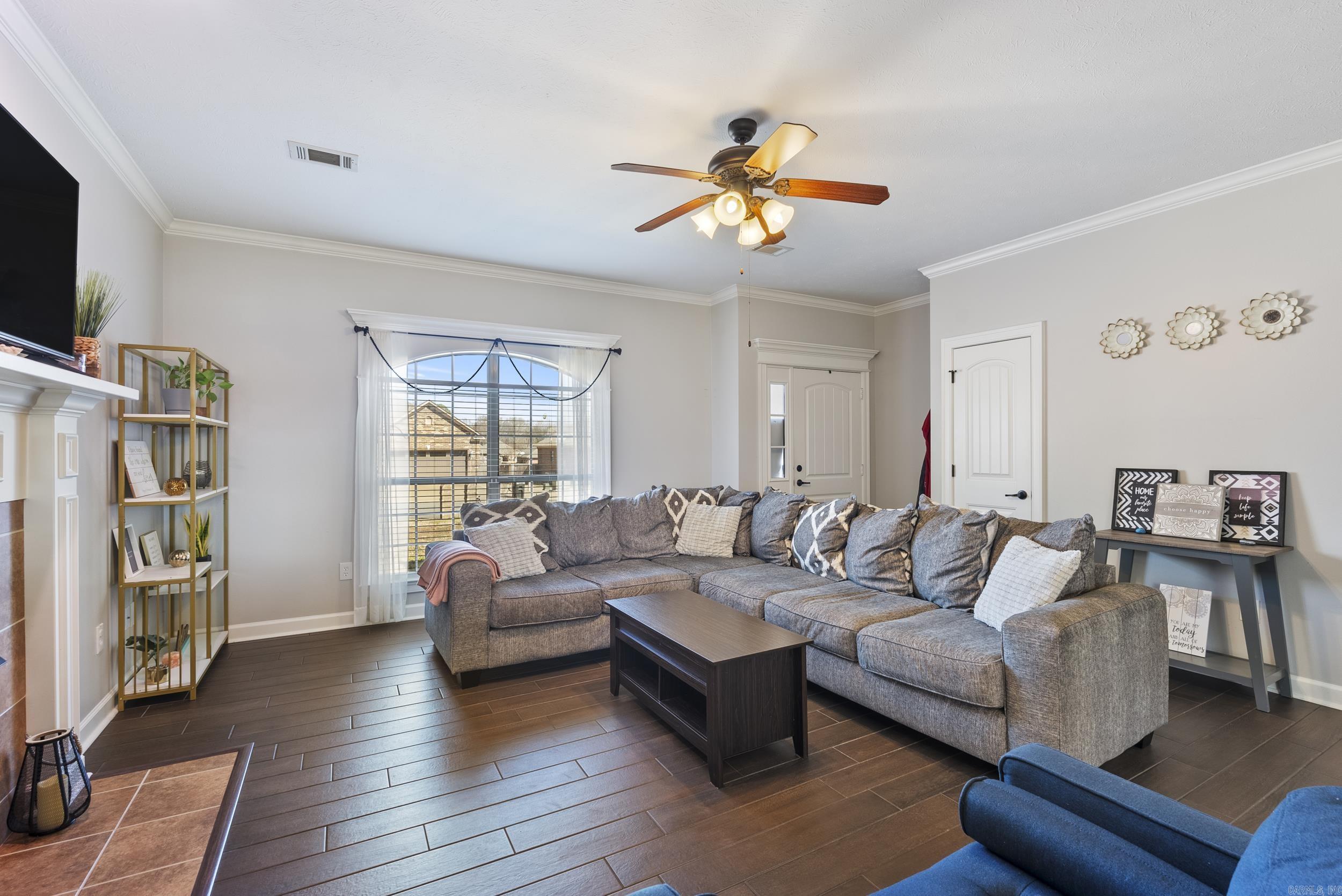 79  Oak Tree  Conway, AR