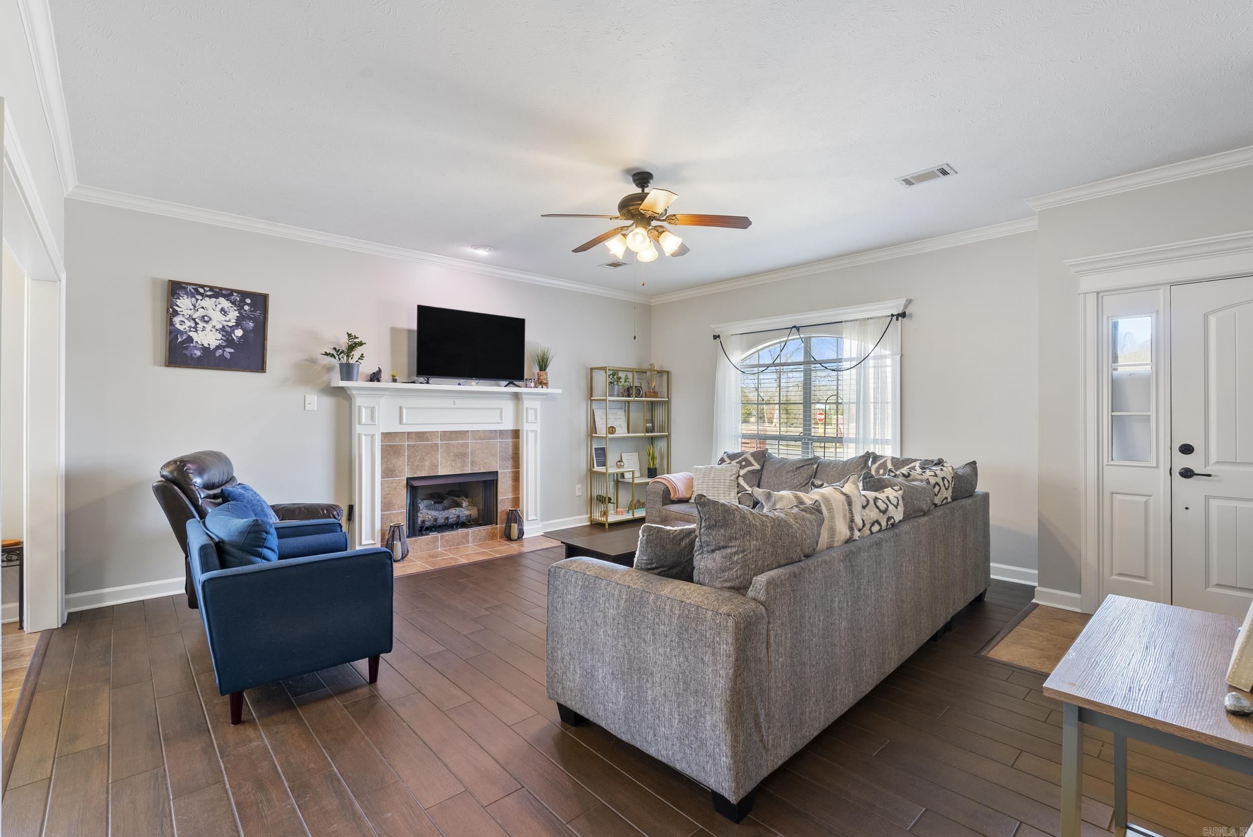 79  Oak Tree  Conway, AR