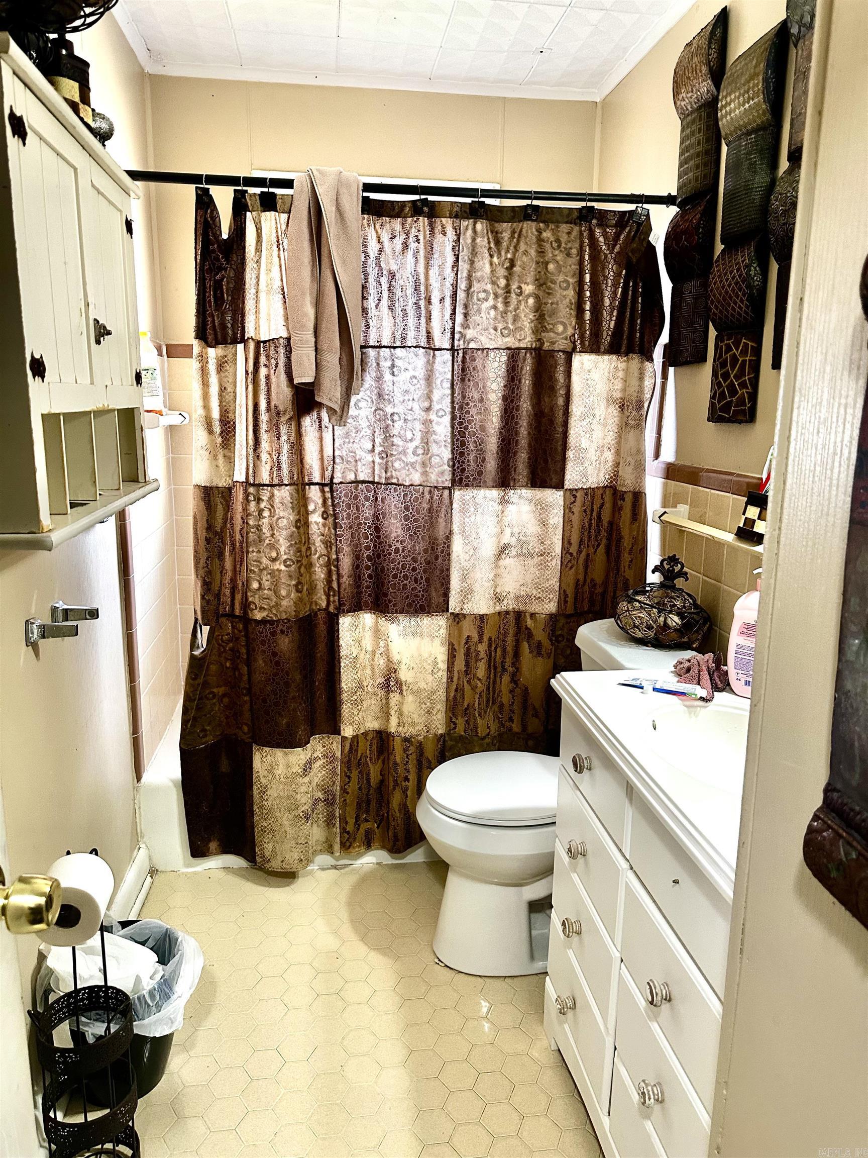 722  Locust  Jonesboro, AR