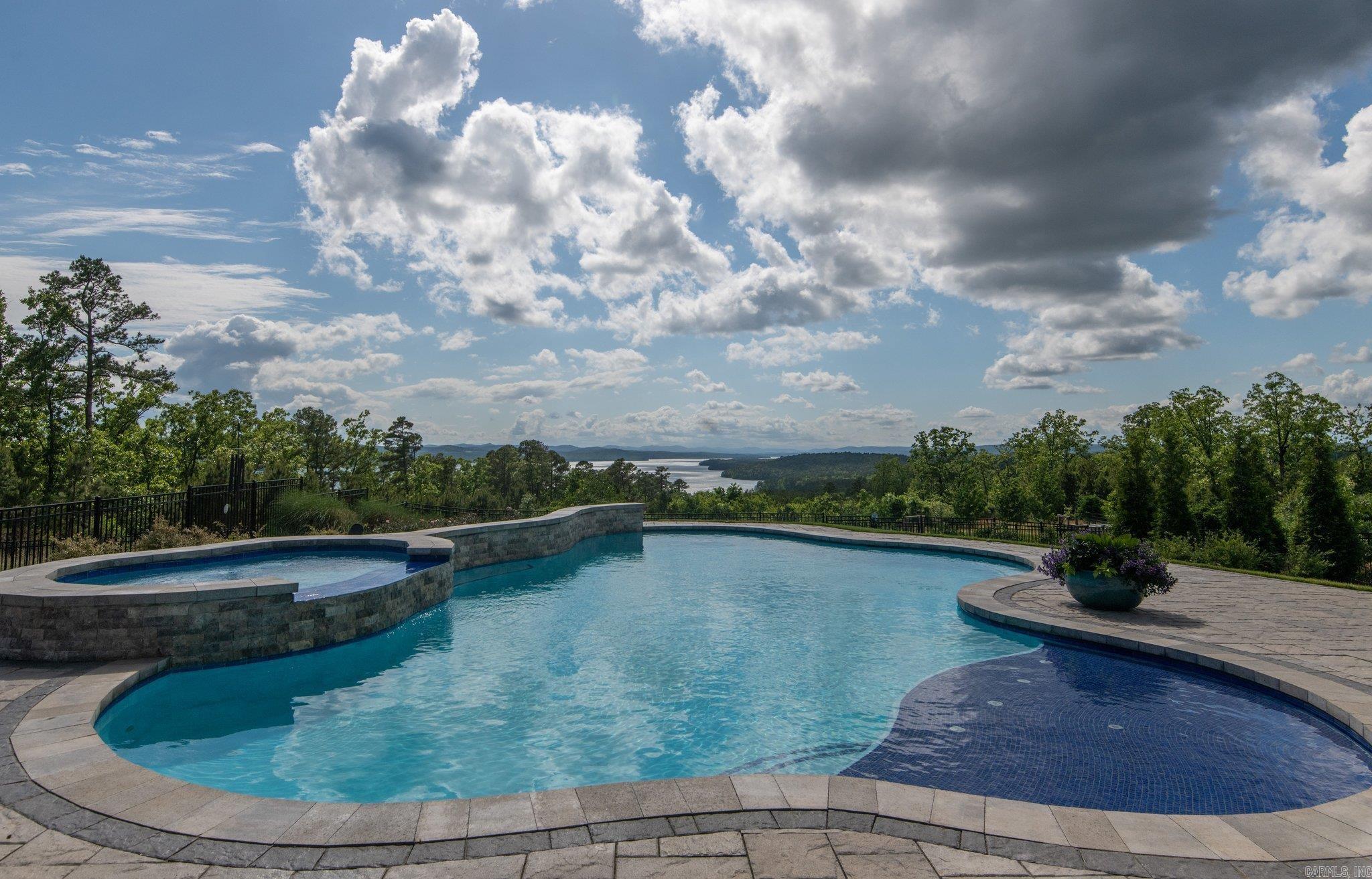 13909  Ridge Point  Roland, AR