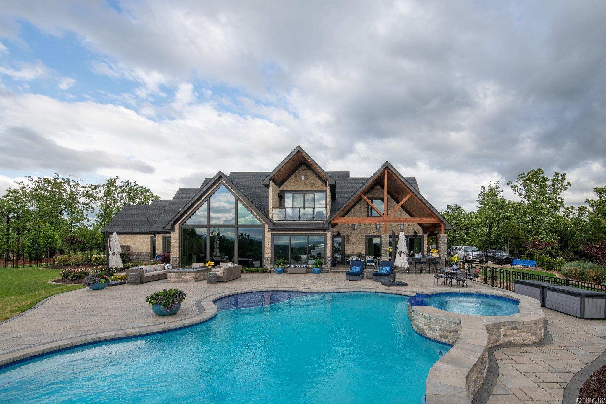 13909  Ridge Point  Roland, AR