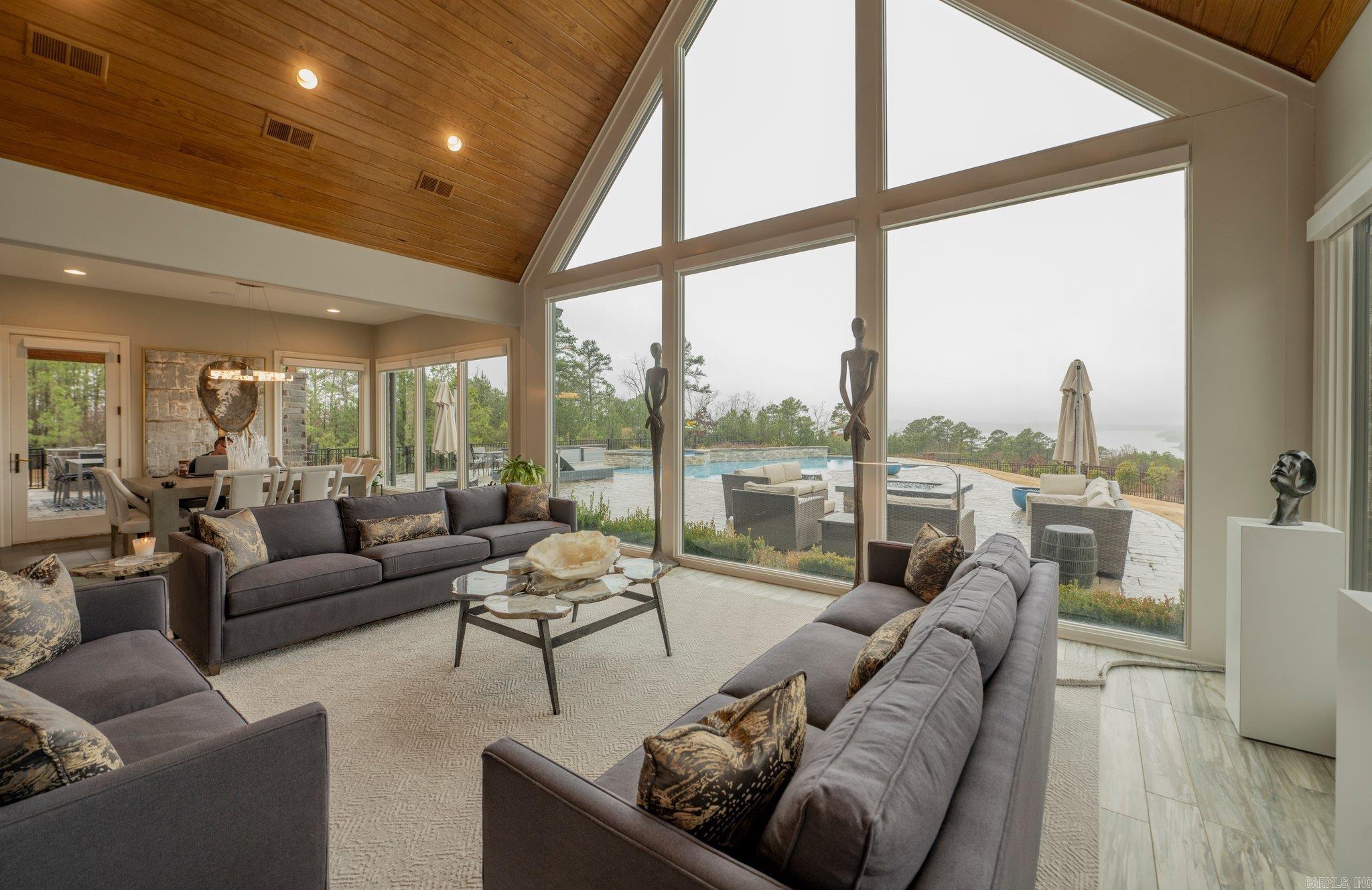 13909  Ridge Point  Roland, AR