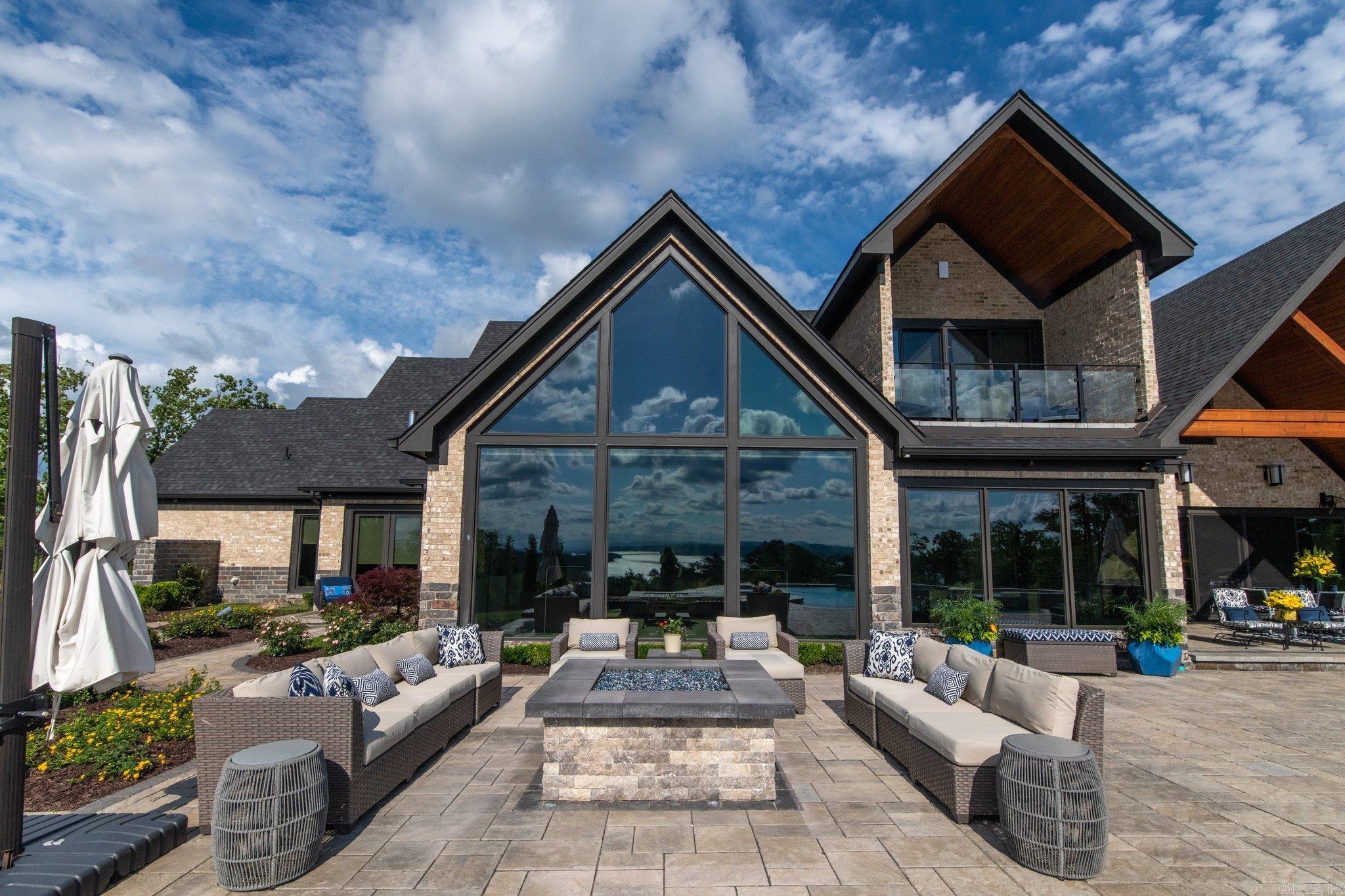 13909  Ridge Point  Roland, AR