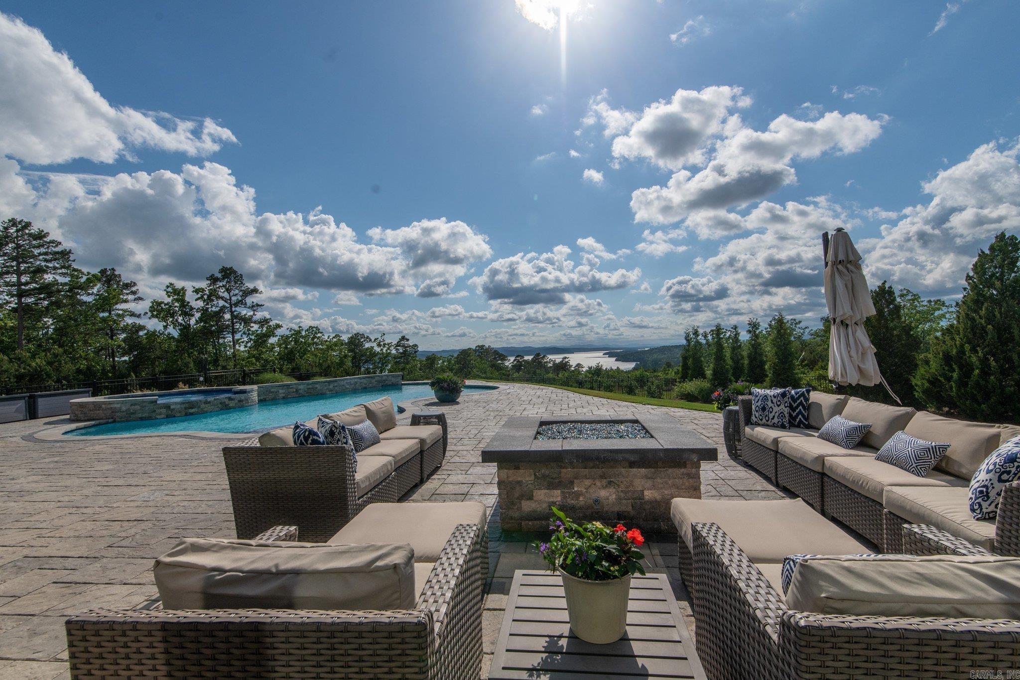 13909  Ridge Point  Roland, AR