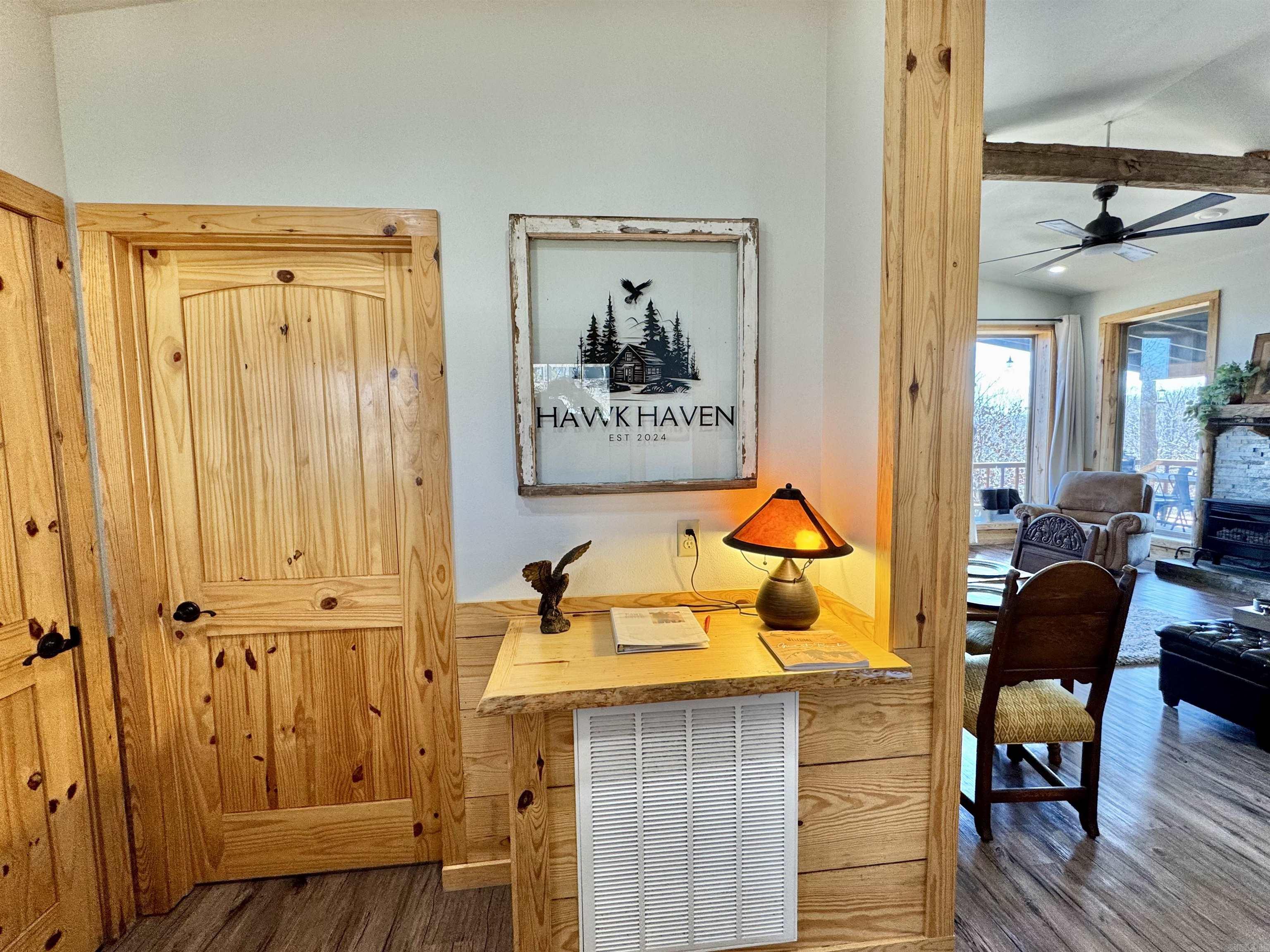 627  Mountain Crest Rd.  Mountain View, AR