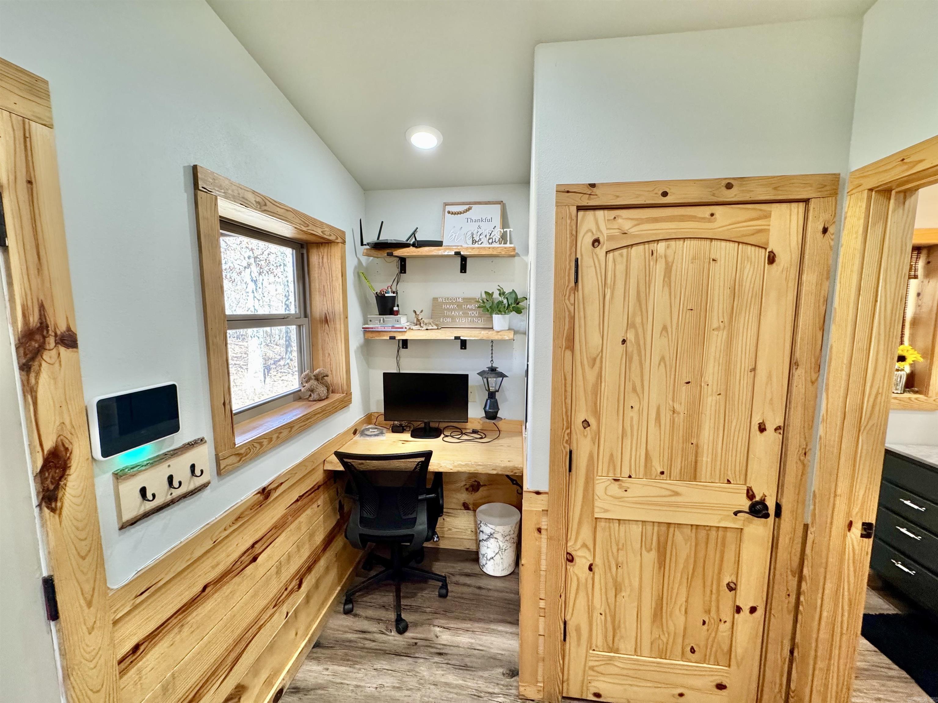 627  Mountain Crest Rd.  Mountain View, AR