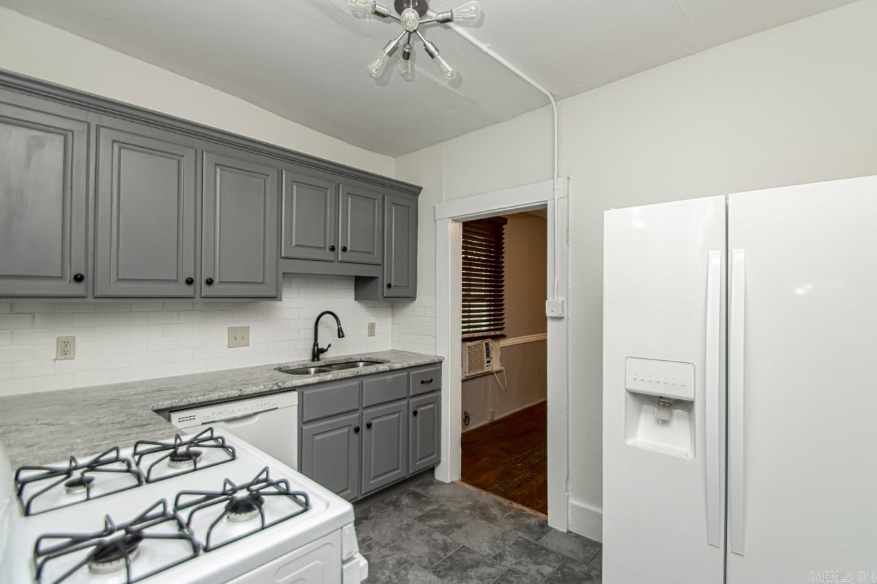 1405 S Cumberland St.  Little Rock, AR