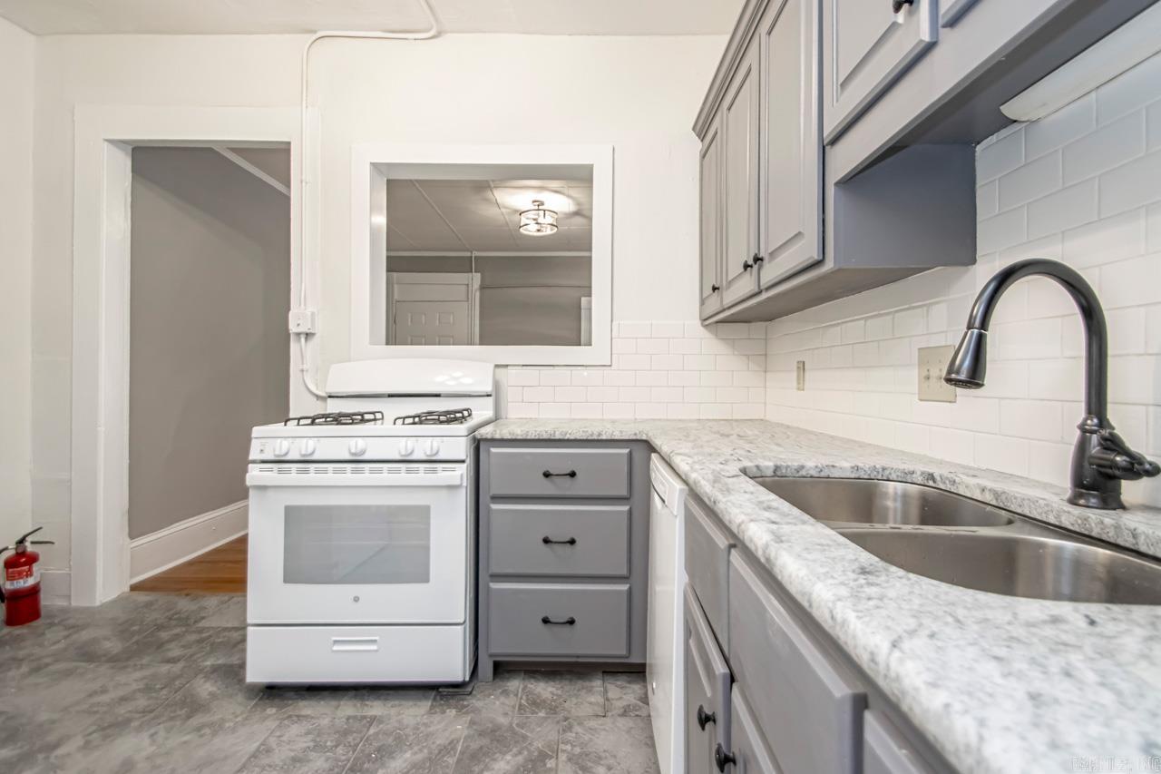 1405 S Cumberland St.  Little Rock, AR