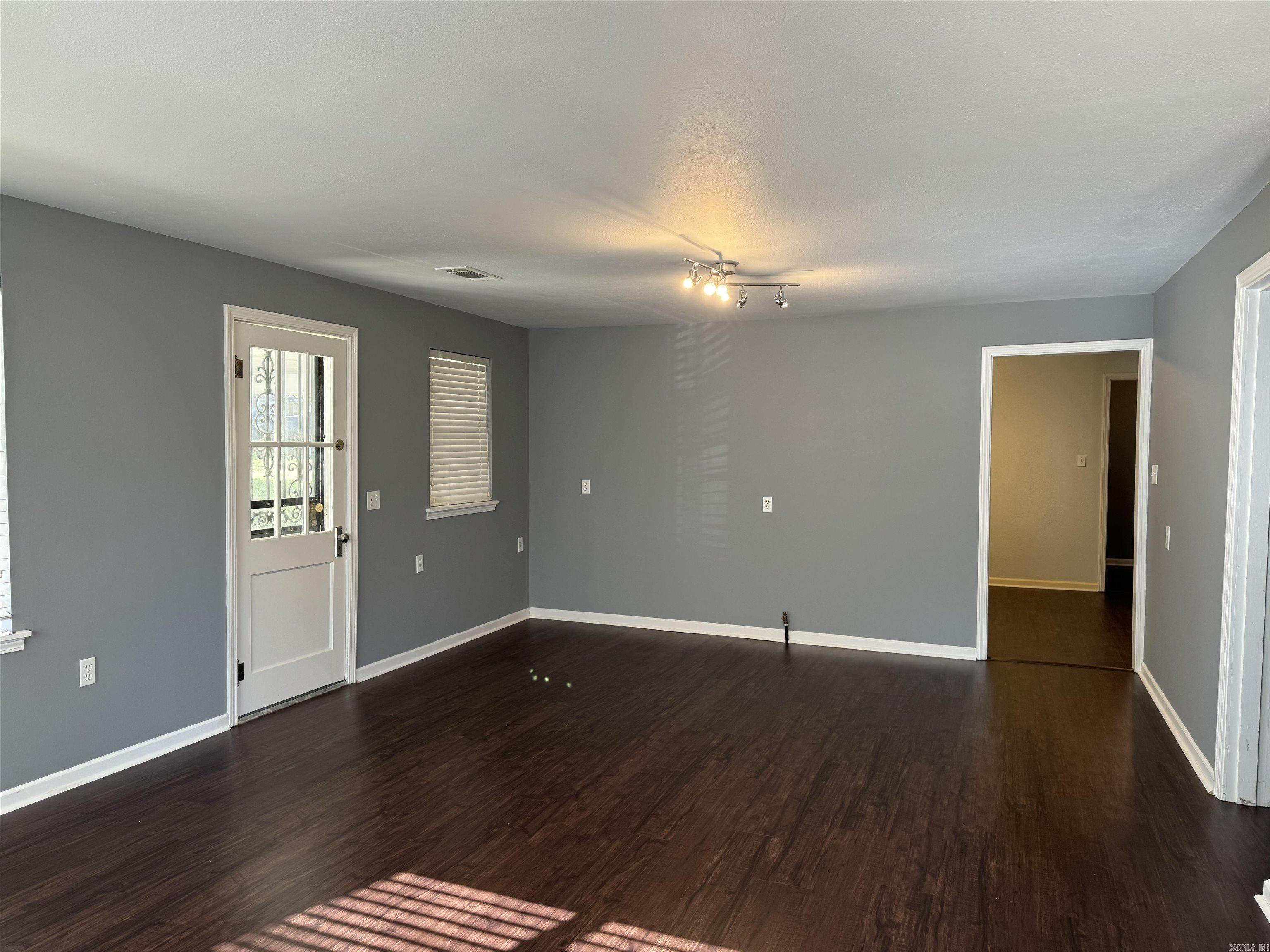 424 E Sevier  Benton, AR
