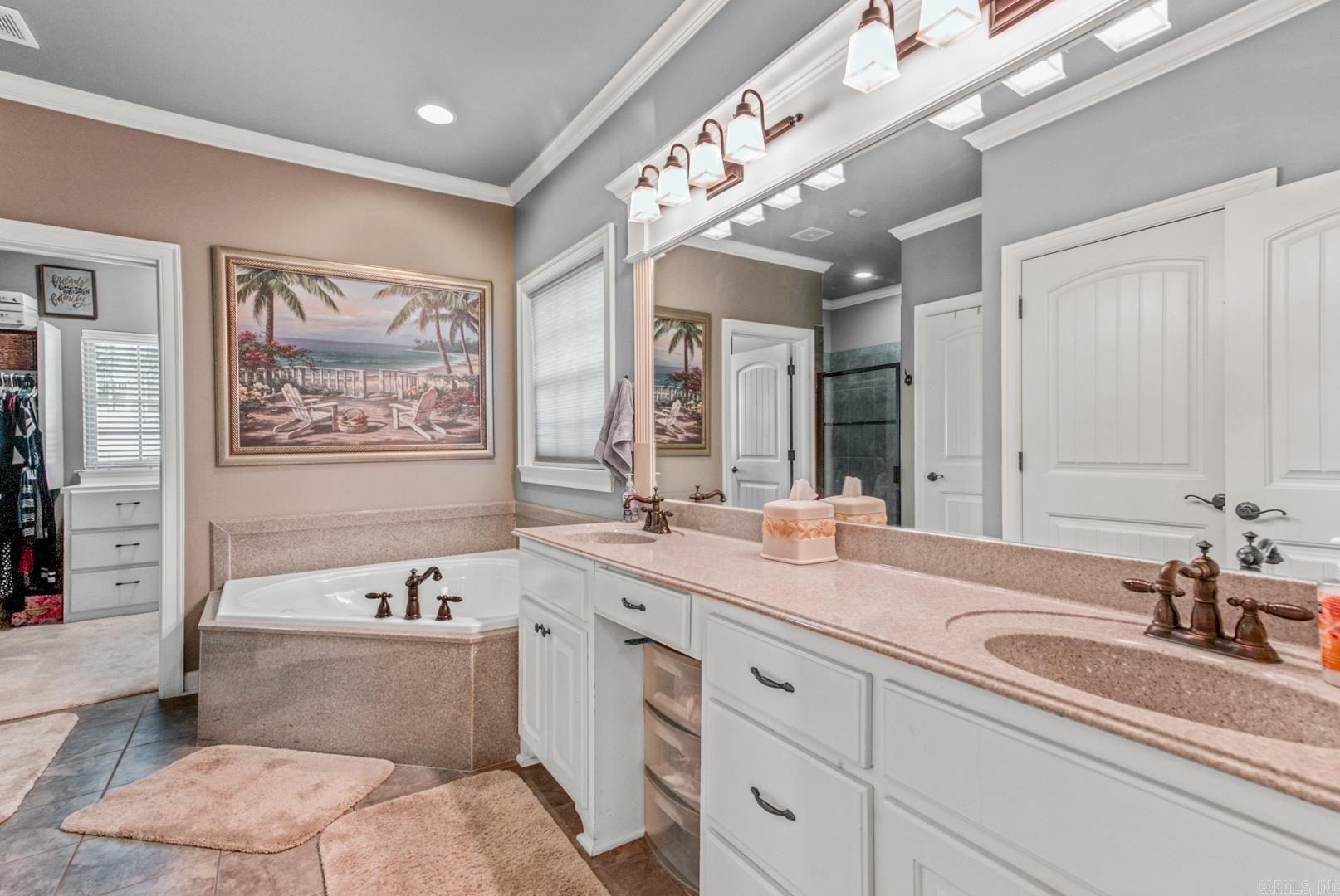 1713 Yorkshire Drive Benton, AR 72019