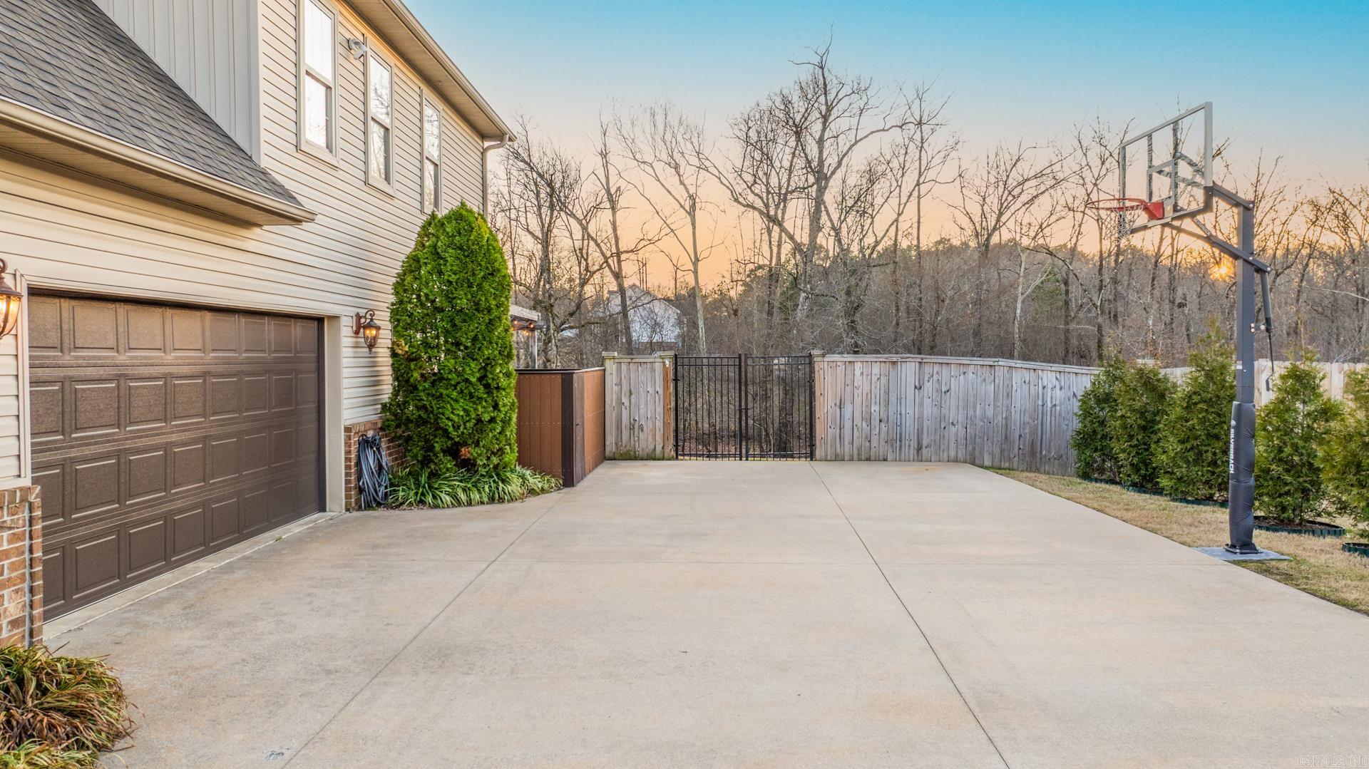 1713 Yorkshire Drive Benton, AR 72019