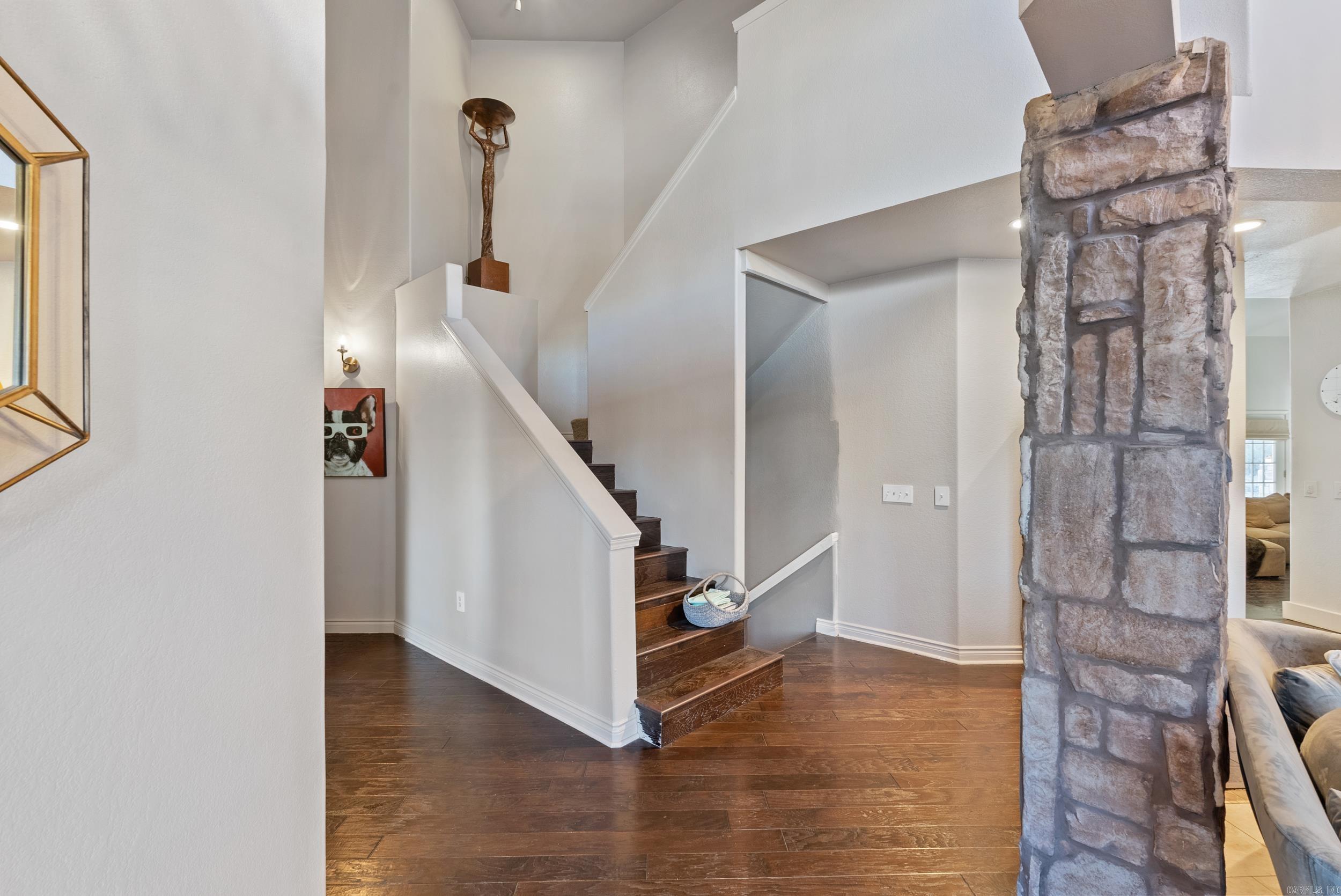 2711  Johnson Lane  Benton, AR