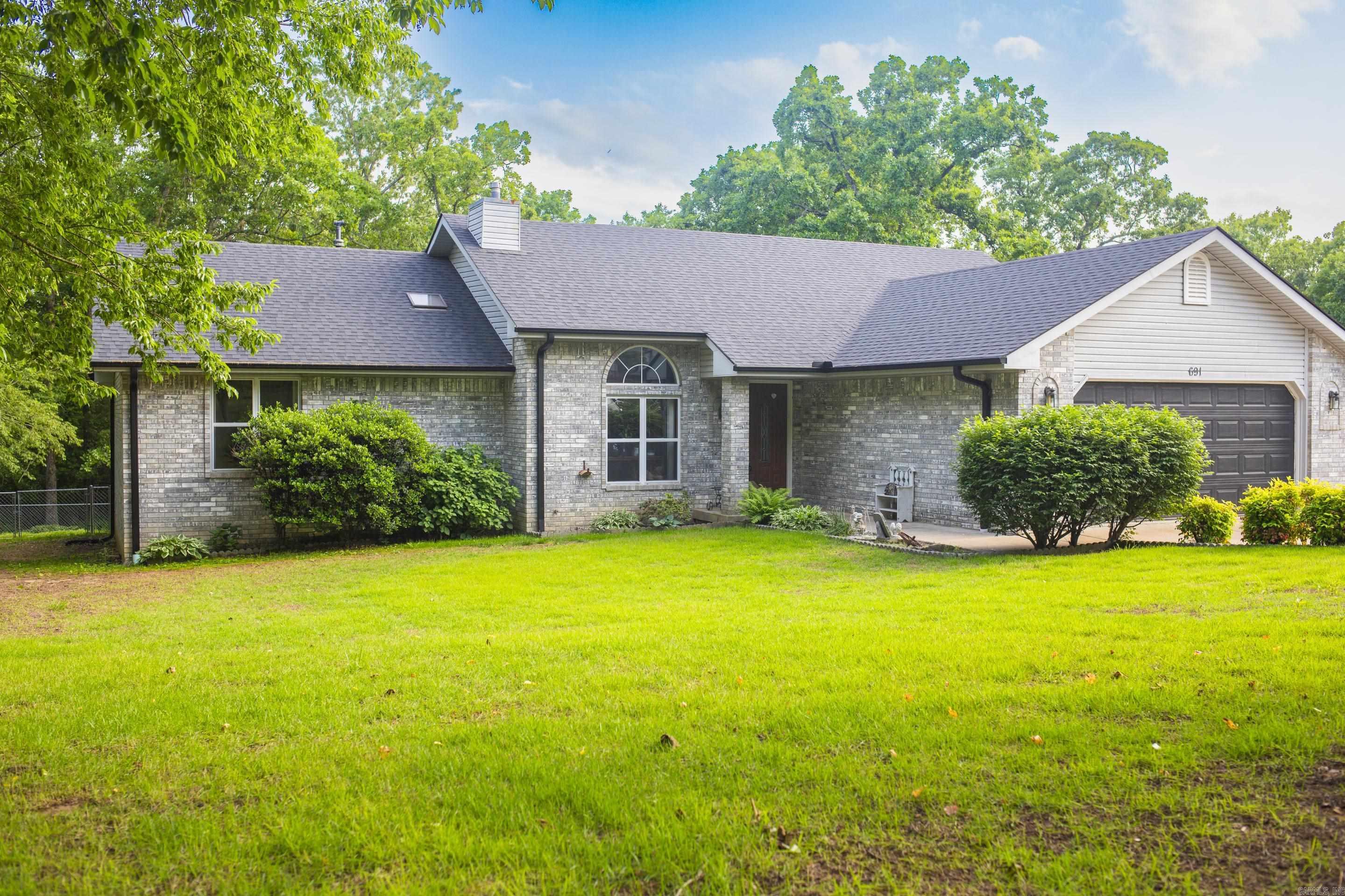 691  691 CR 901  Midway, AR