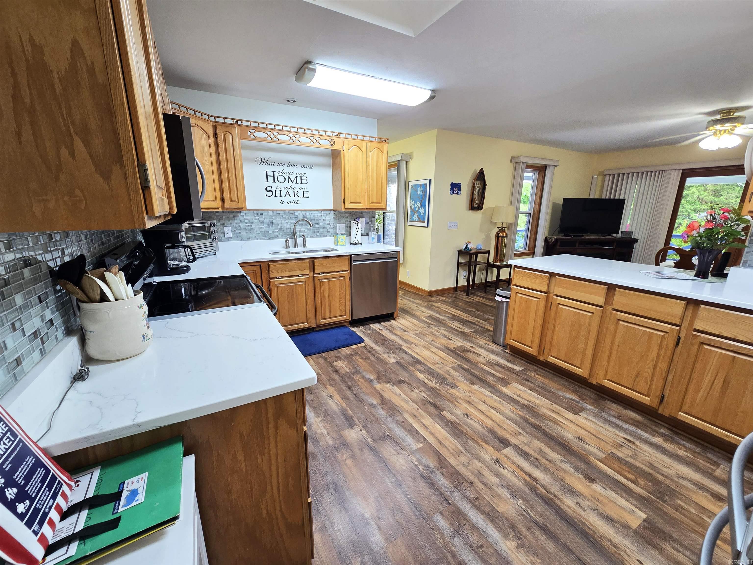 691  691 CR 901  Midway, AR