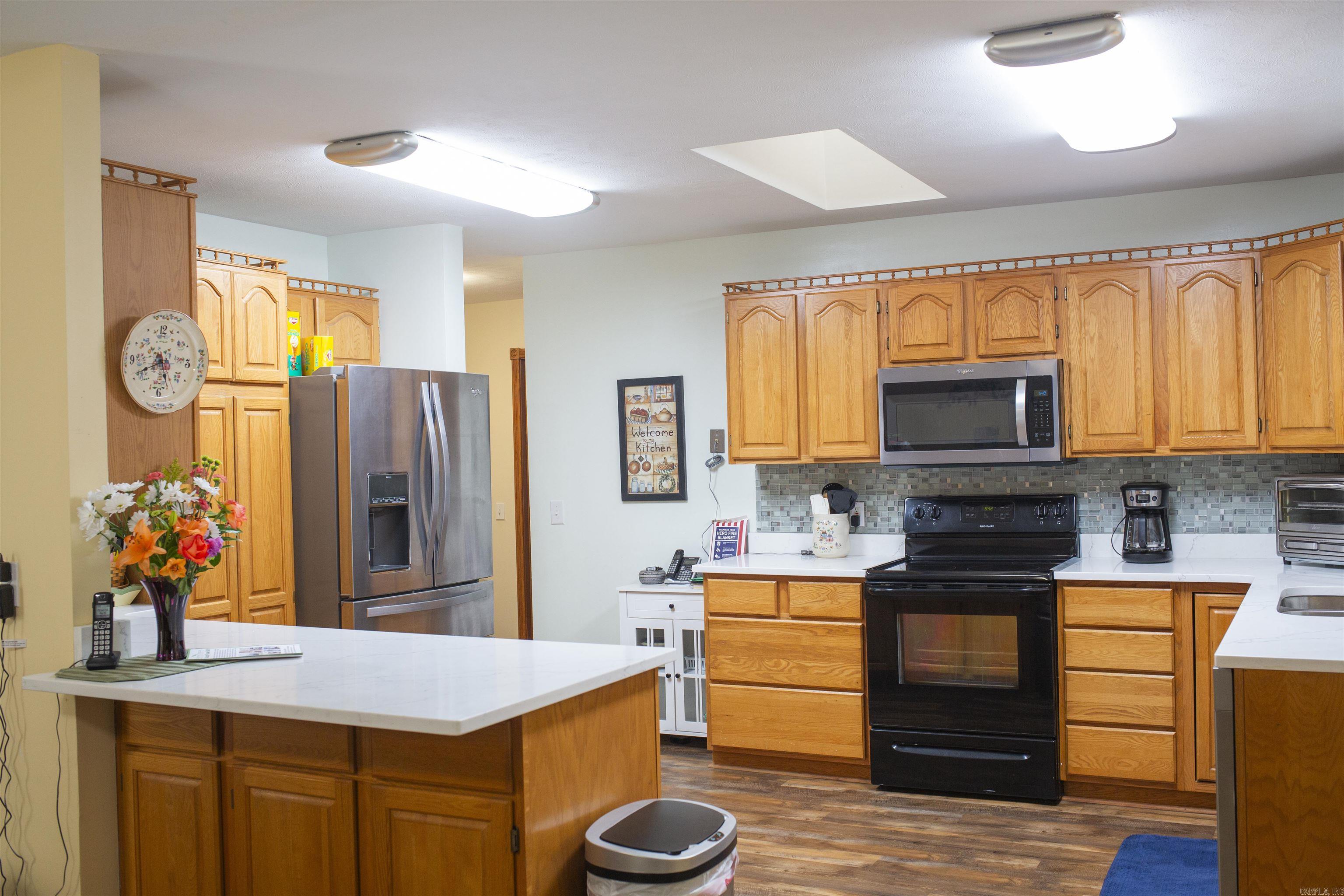 691  691 CR 901  Midway, AR