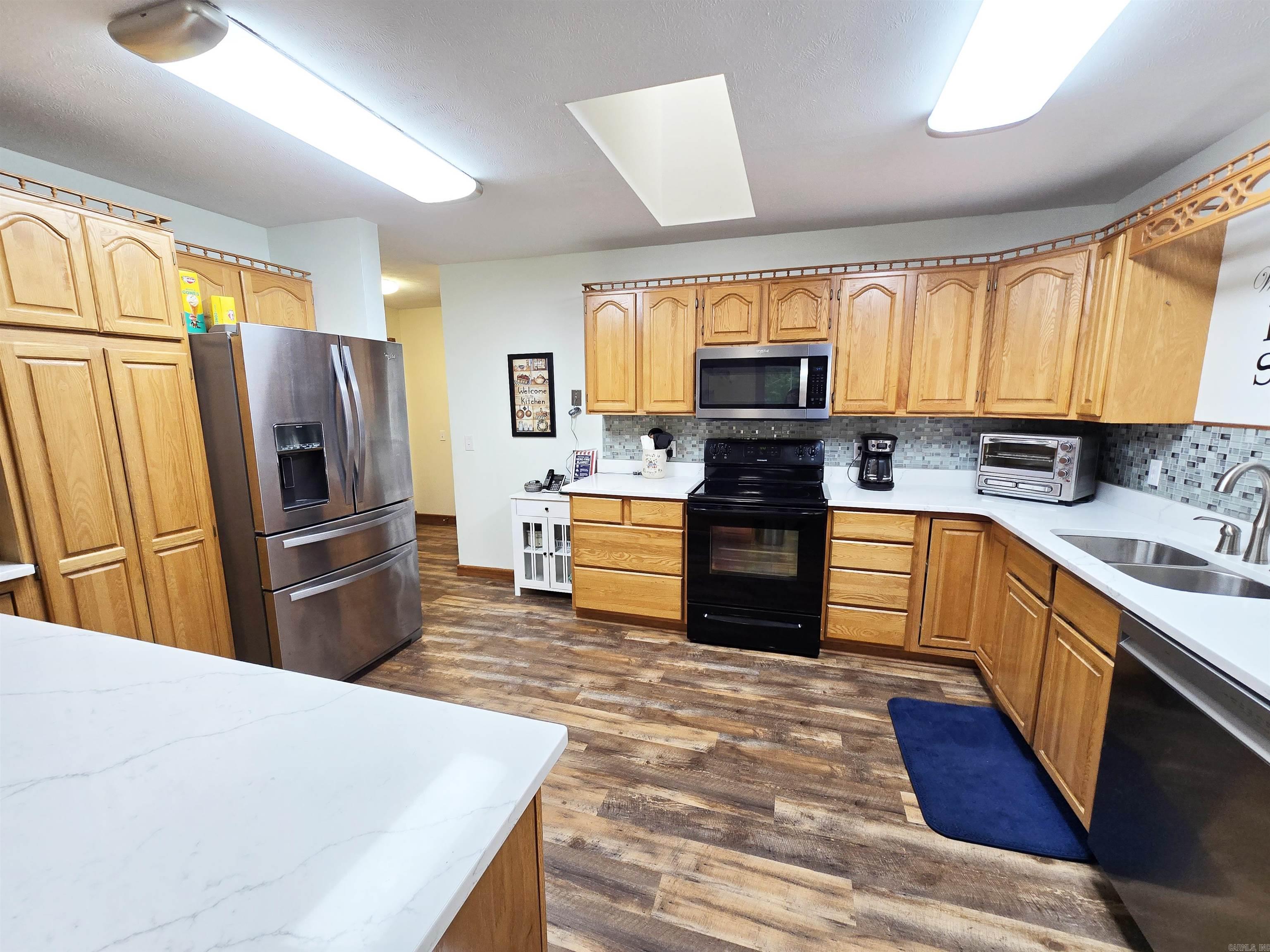 691  691 CR 901  Midway, AR