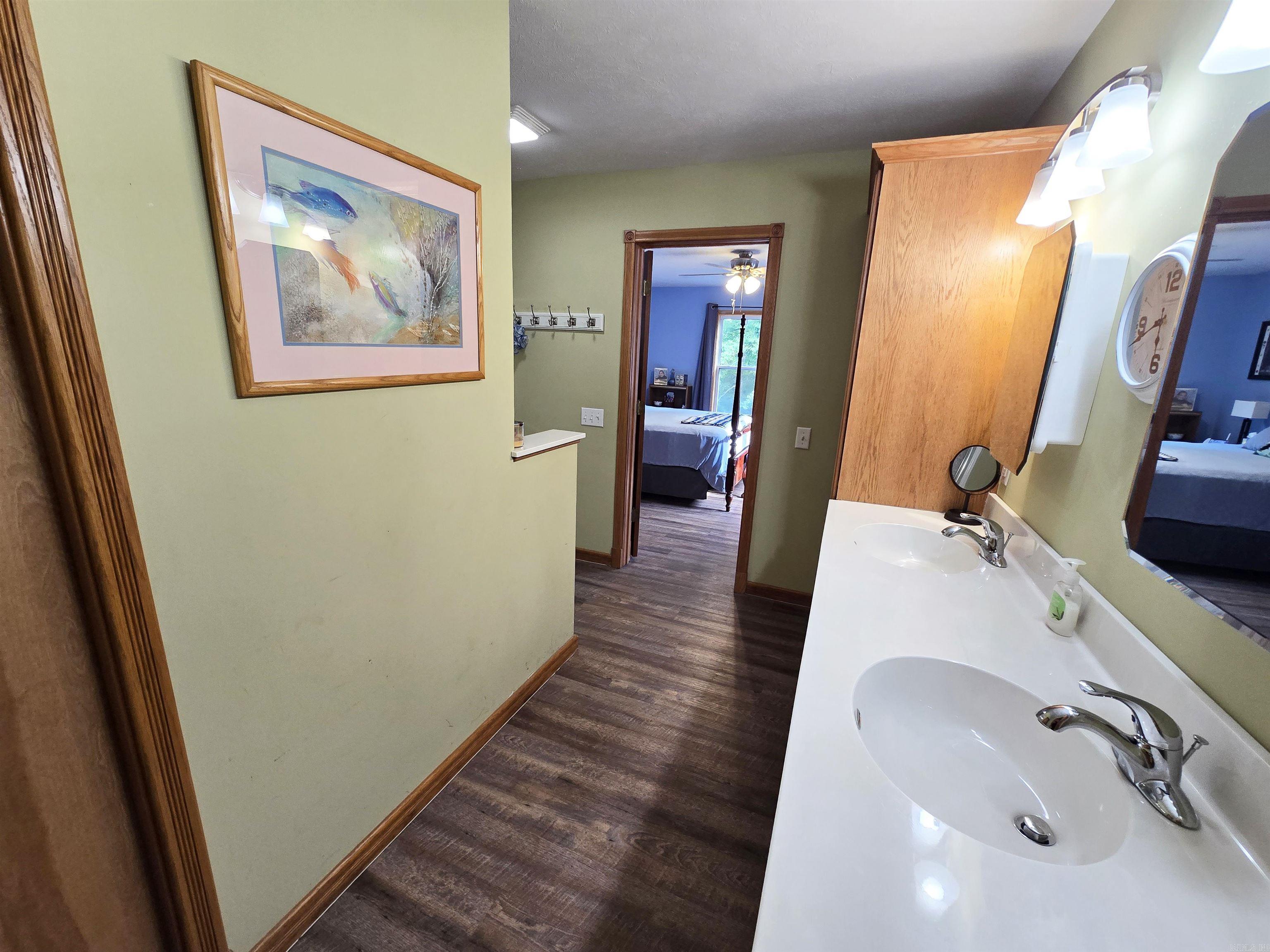 691  691 CR 901  Midway, AR