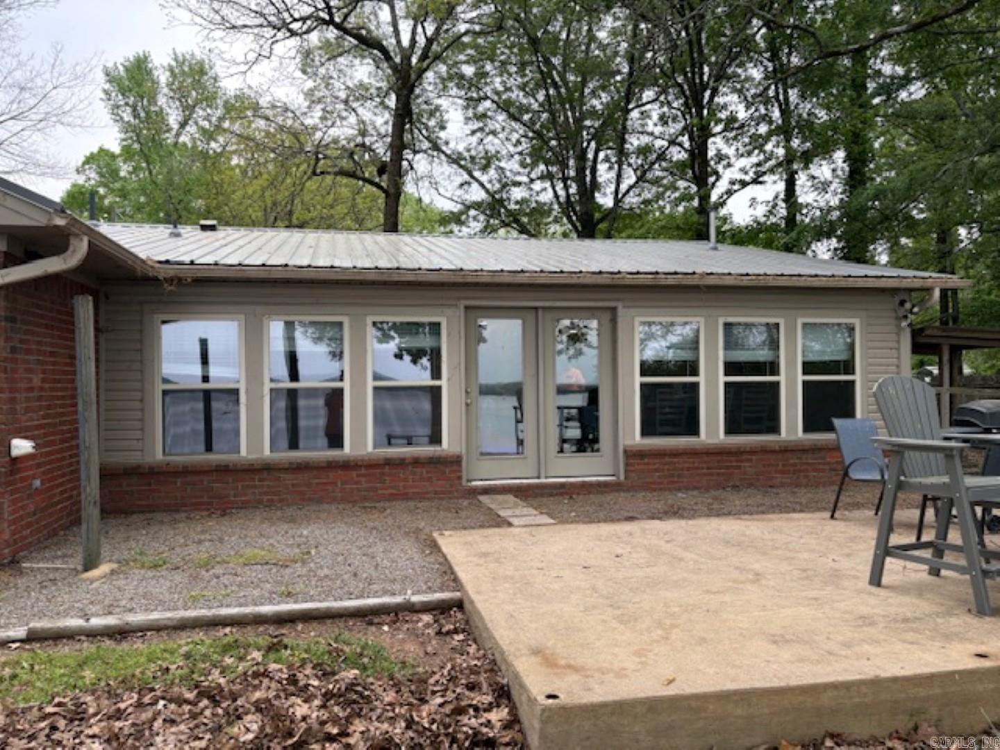 255  Pine Valley Loop  Houston, AR