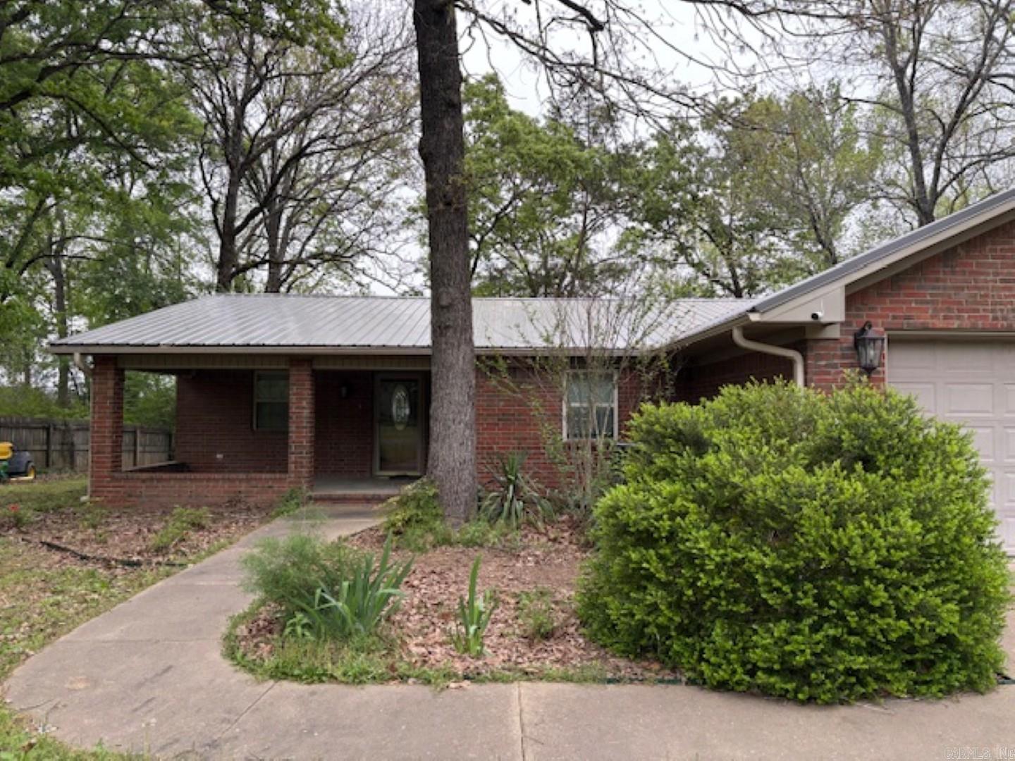 255  Pine Valley Loop  Houston, AR