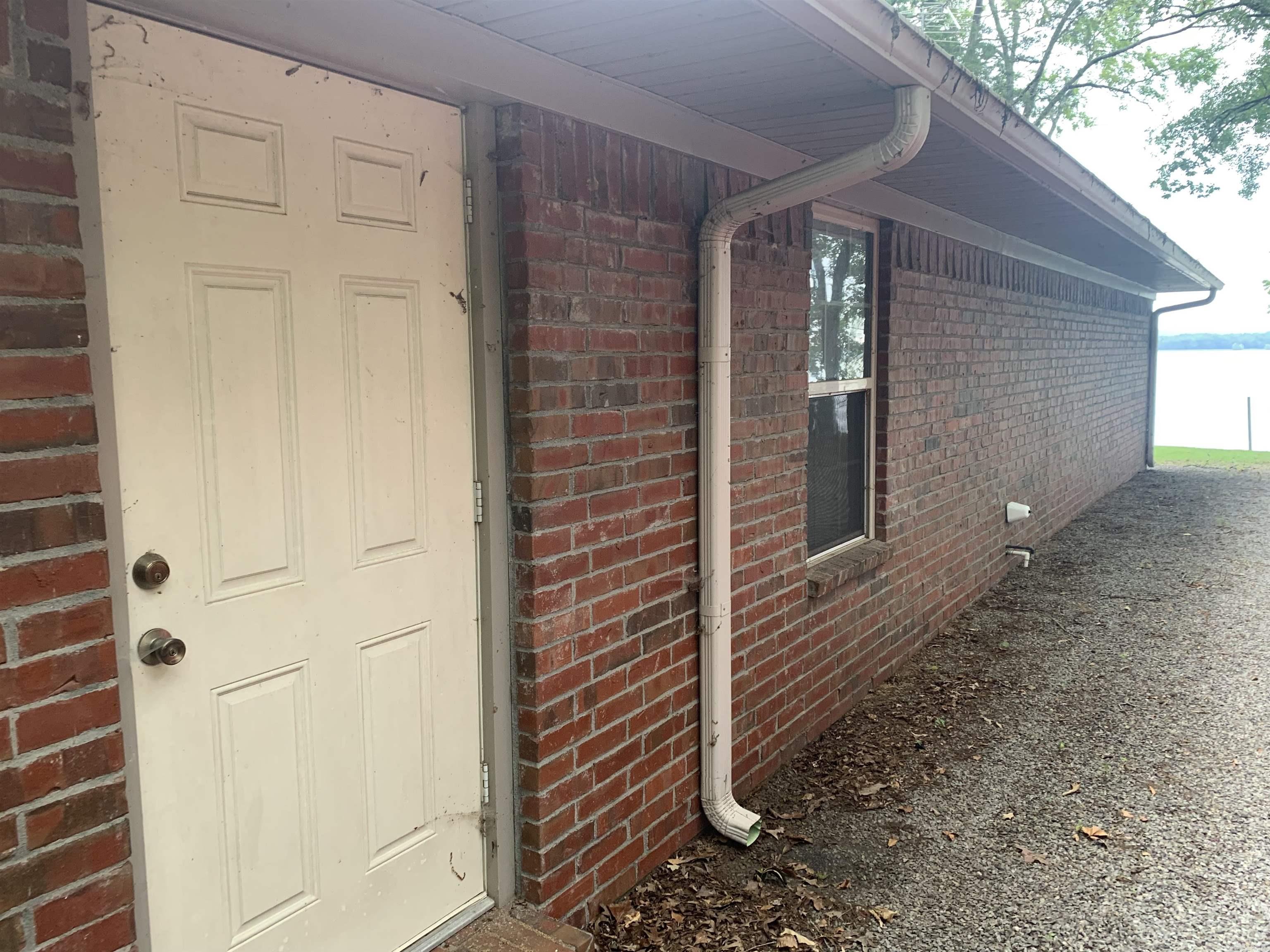 255  Pine Valley Loop  Houston, AR