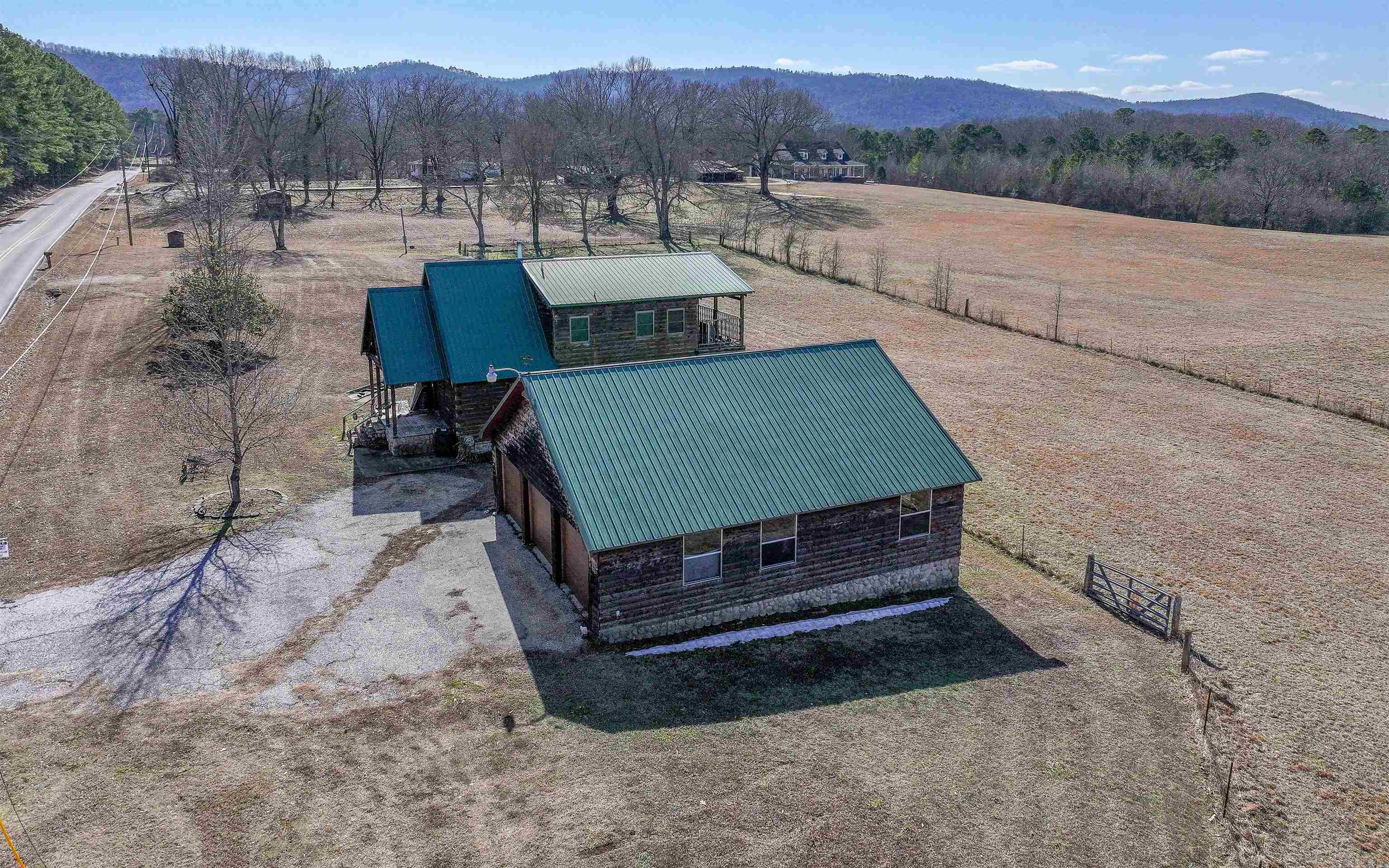 2098 S Moore  Hot Springs, AR