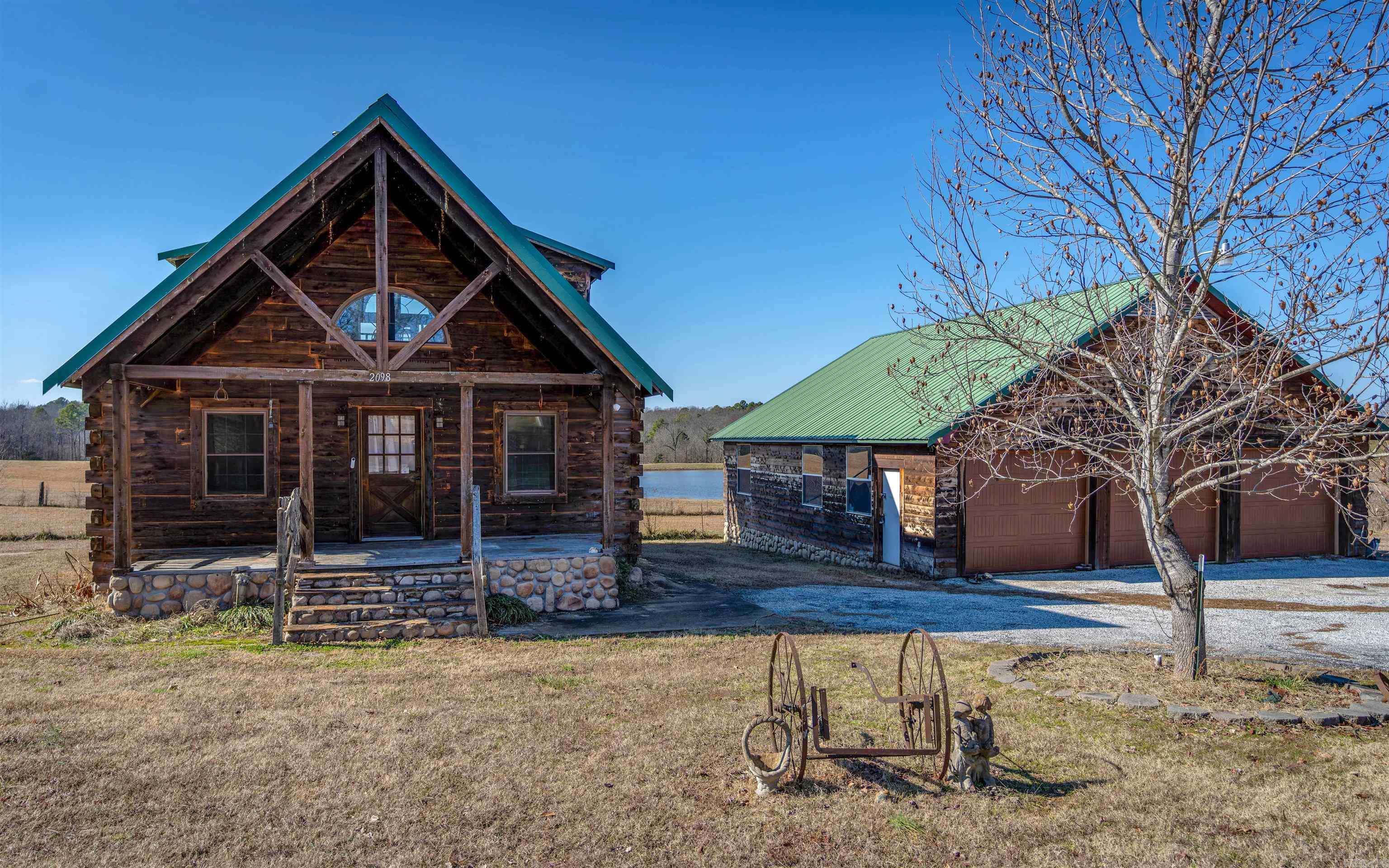 2098 S Moore  Hot Springs, AR