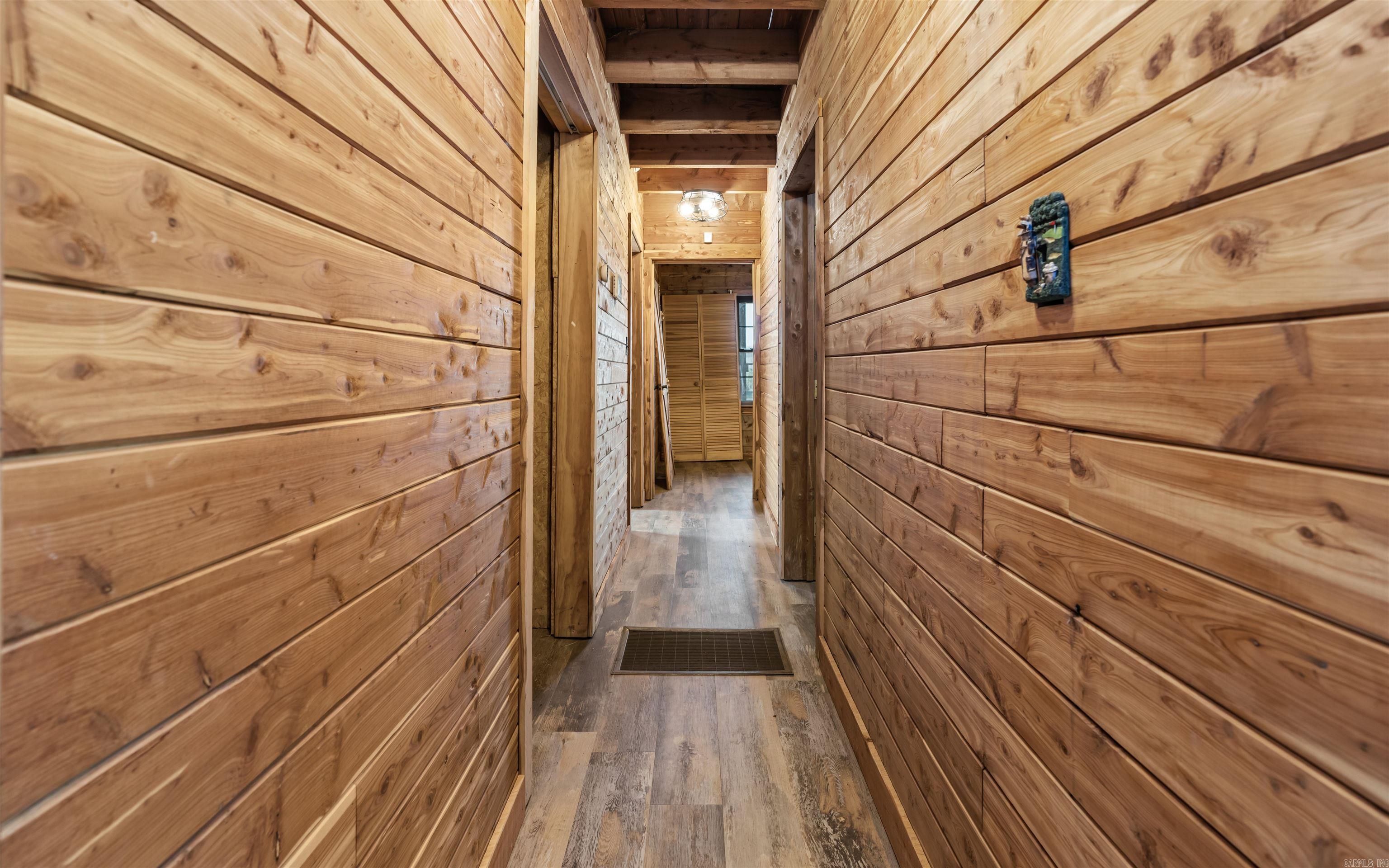 2098 S Moore  Hot Springs, AR