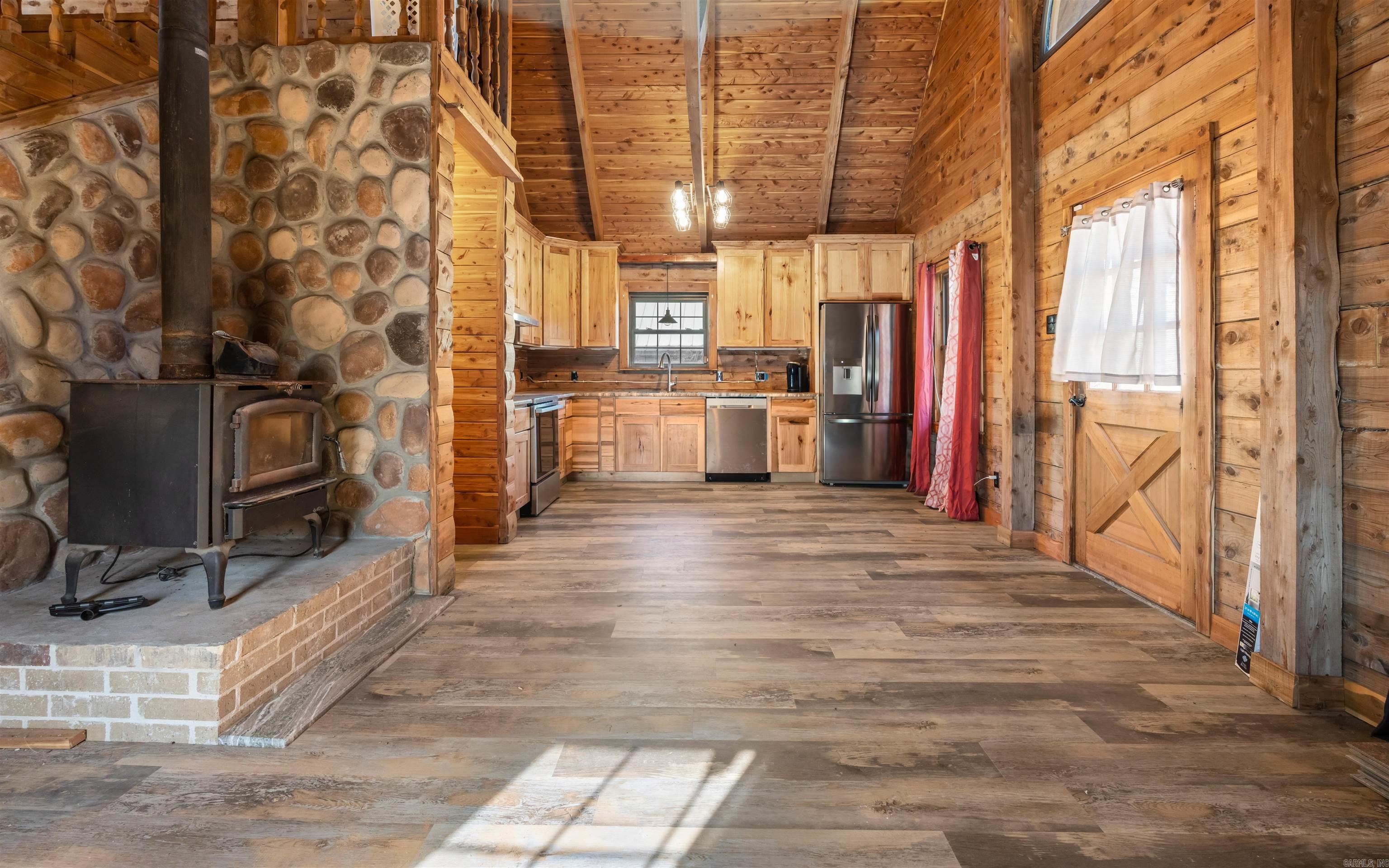 2098 S Moore  Hot Springs, AR