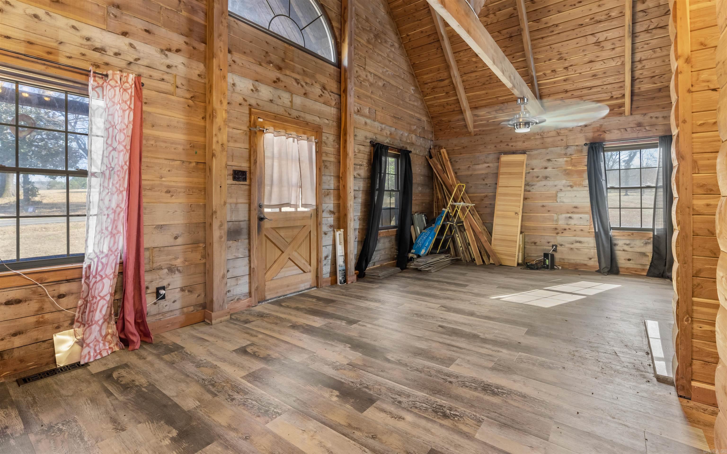 2098 S Moore  Hot Springs, AR