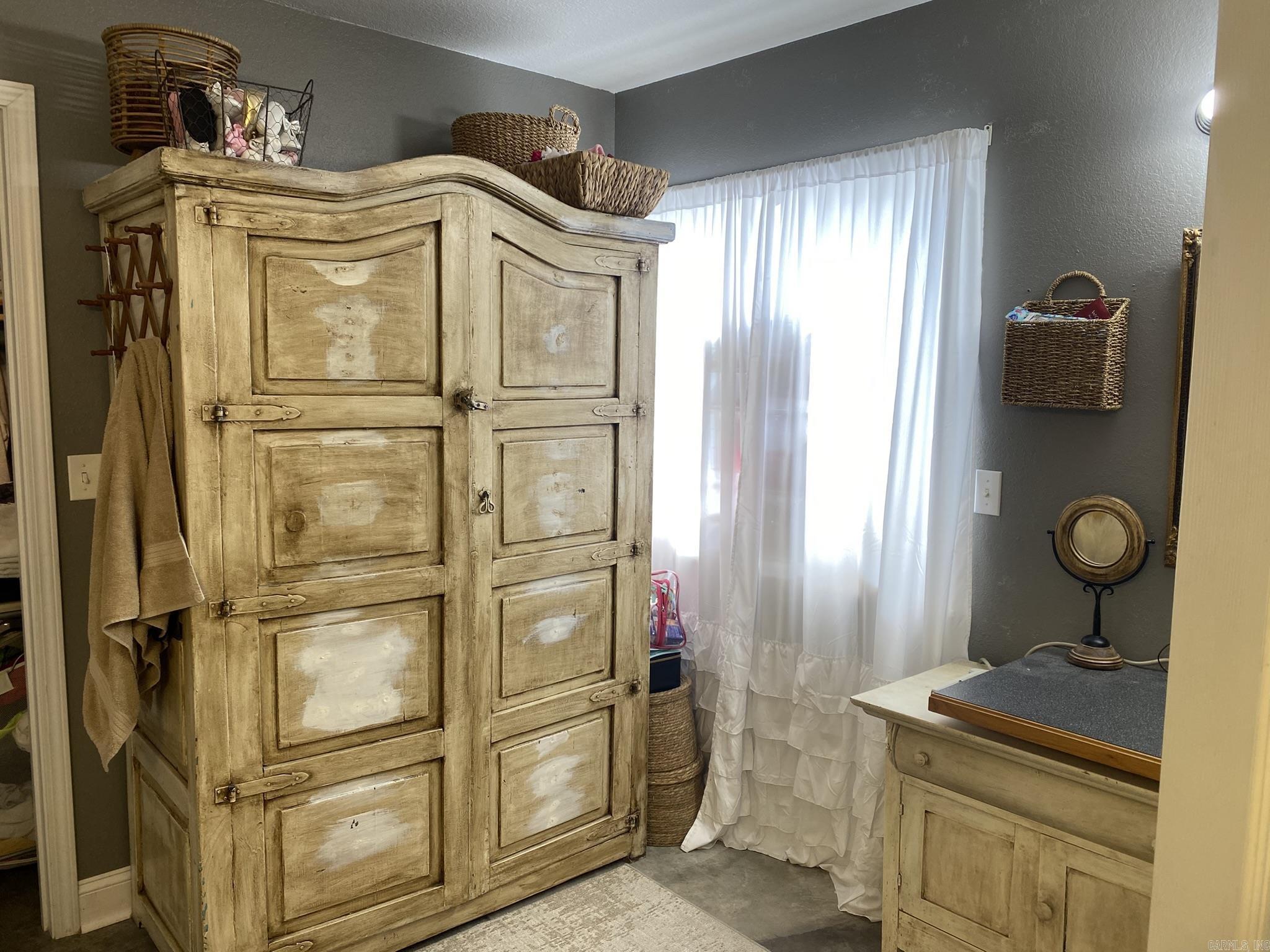 656  Pitard  Mountain View, AR