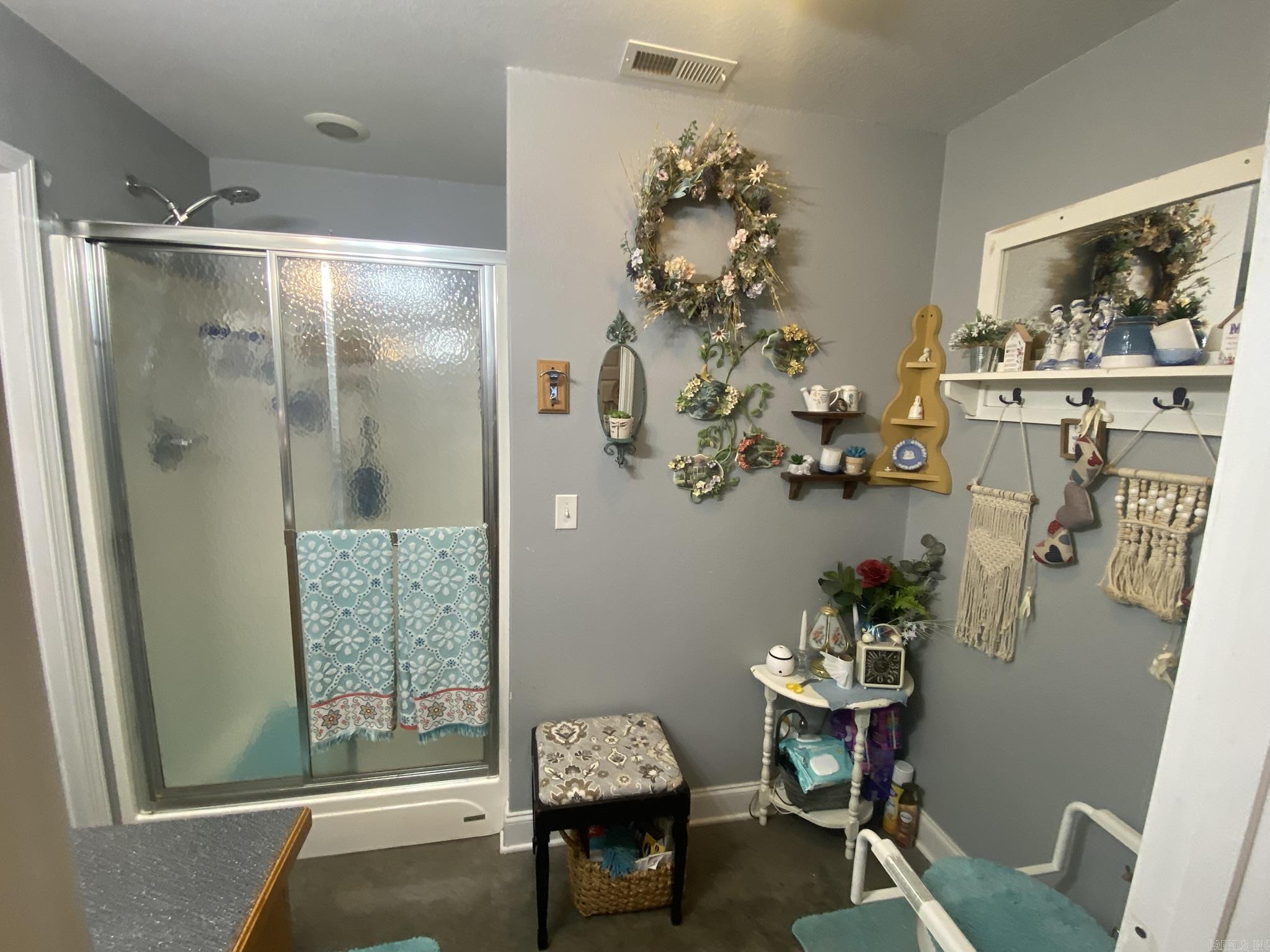 656  Pitard  Mountain View, AR