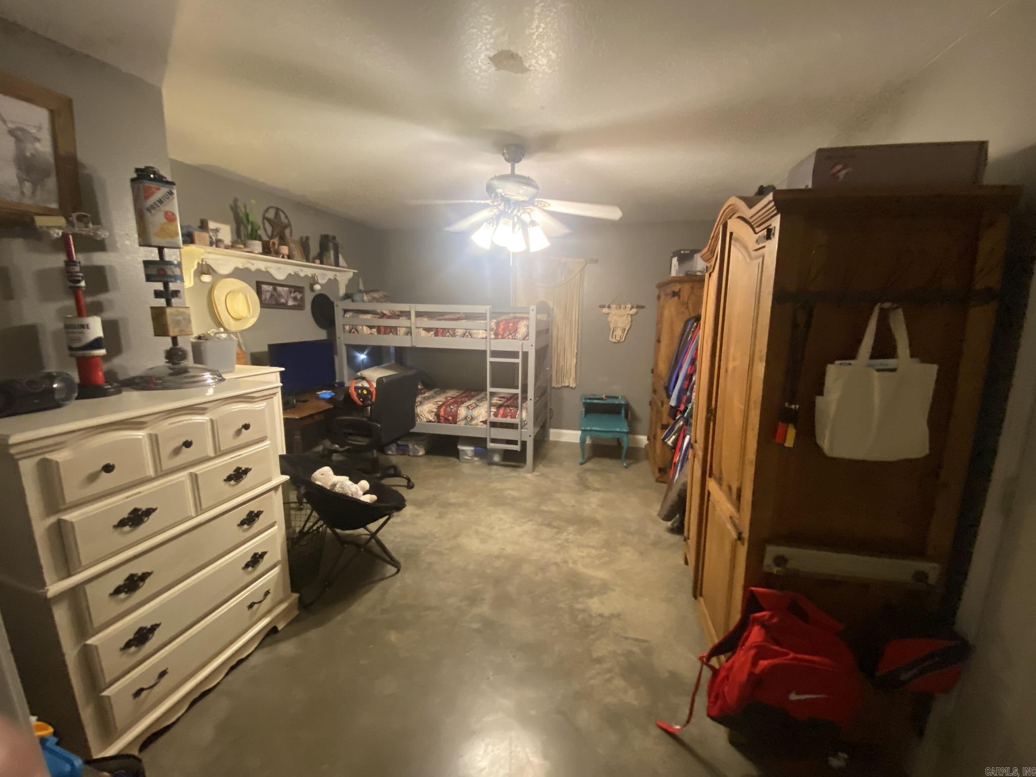 656  Pitard  Mountain View, AR