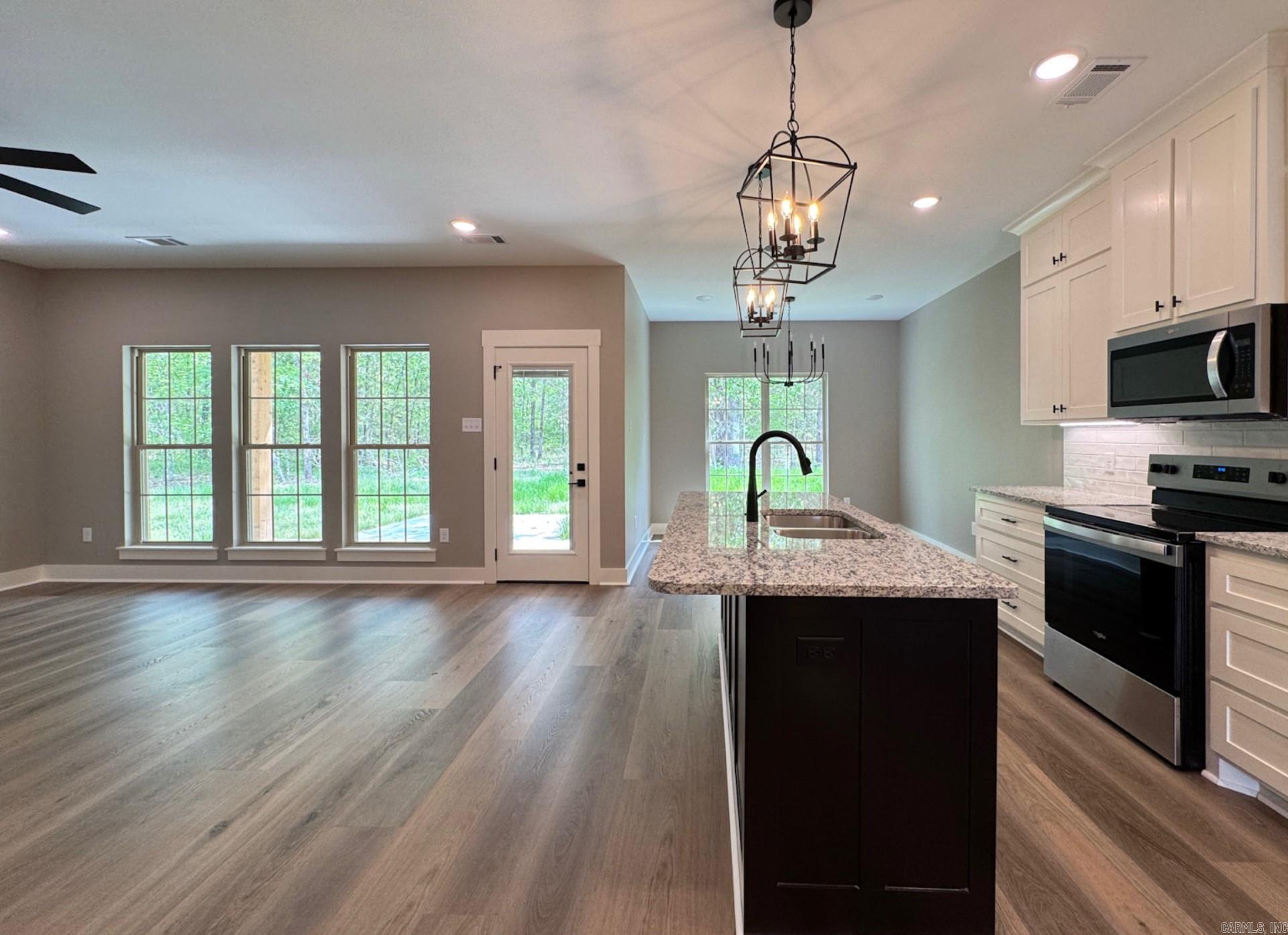 1275  Acuff  Conway, AR