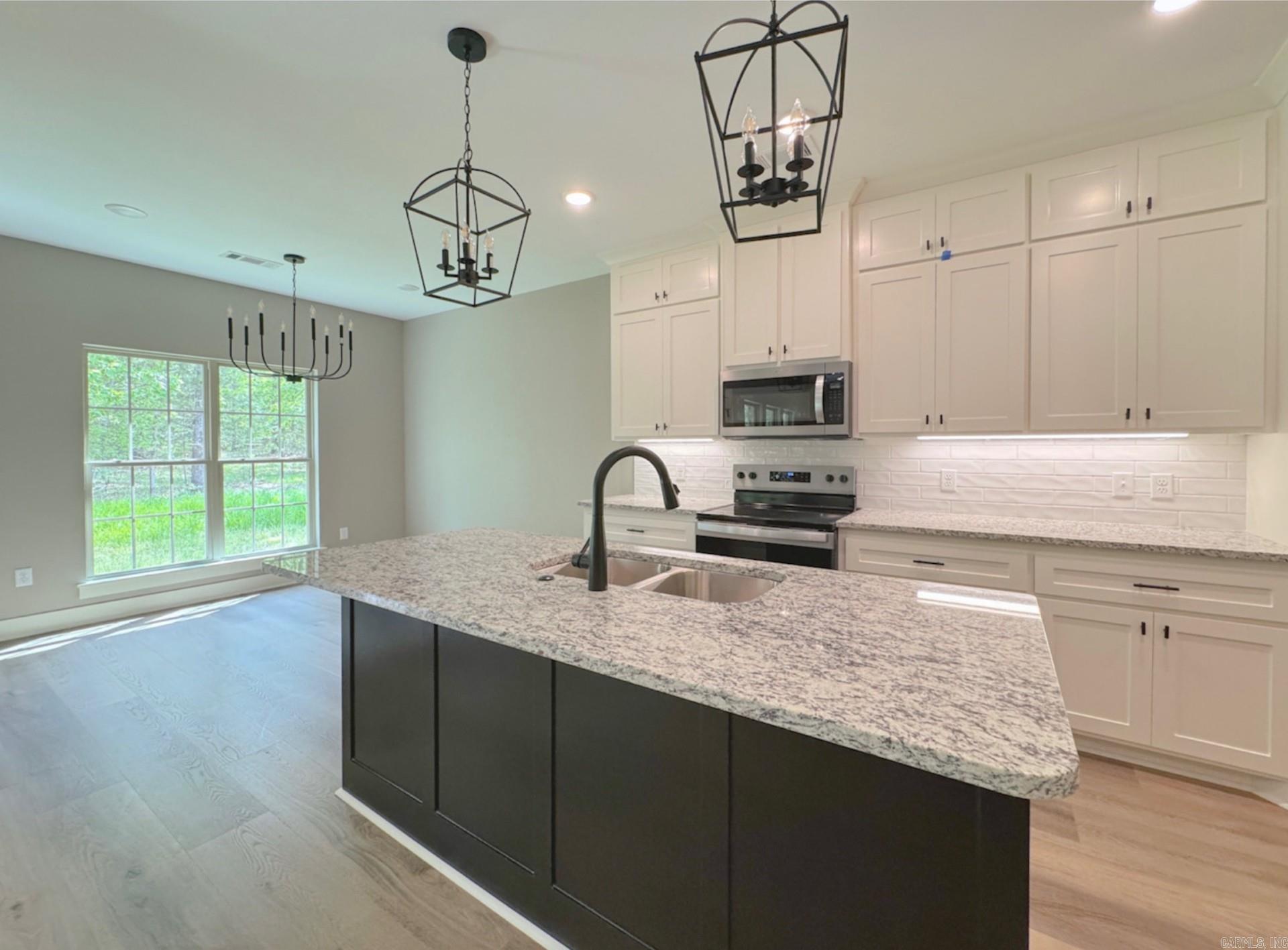 1275  Acuff  Conway, AR