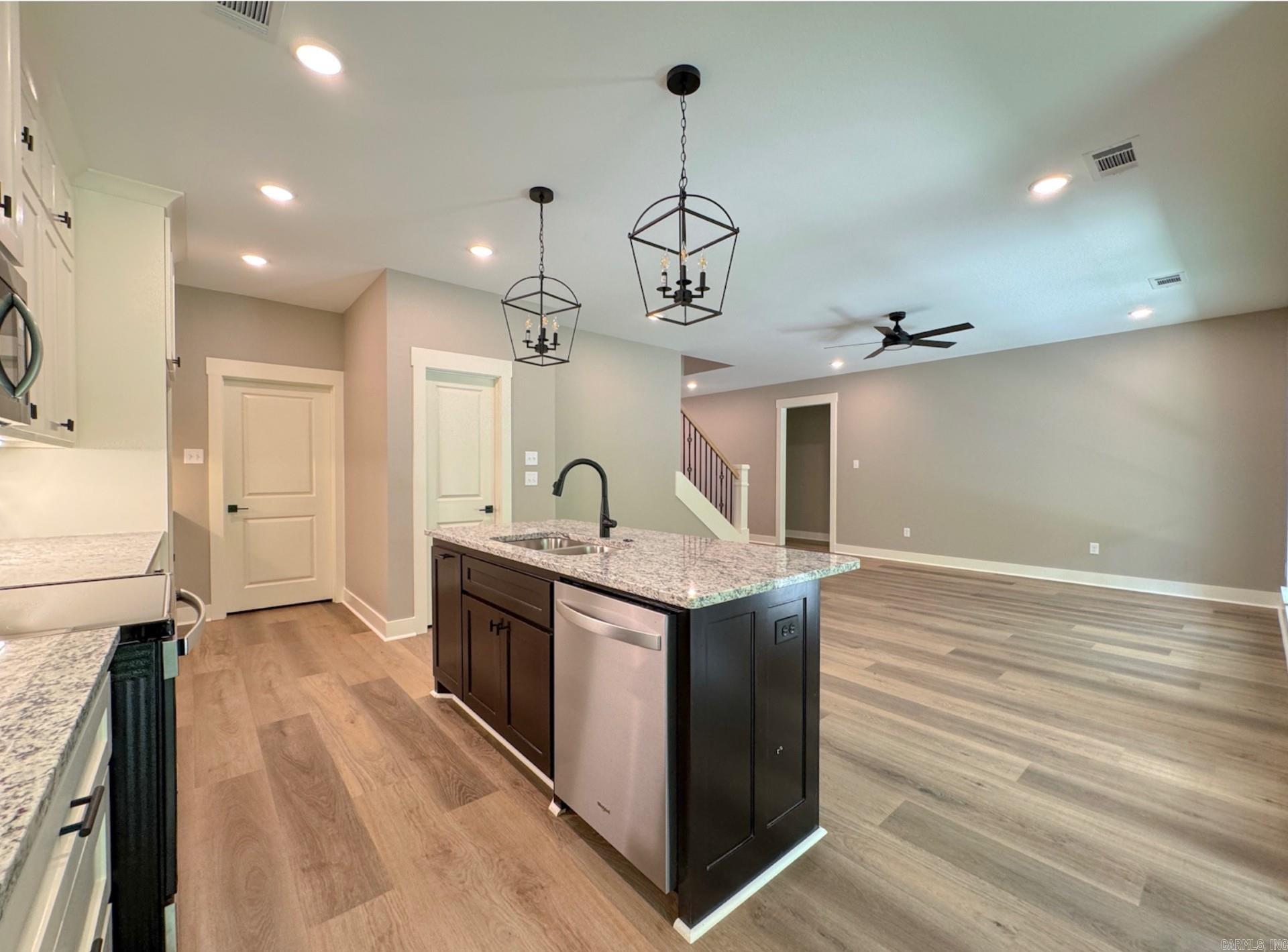 1275  Acuff  Conway, AR