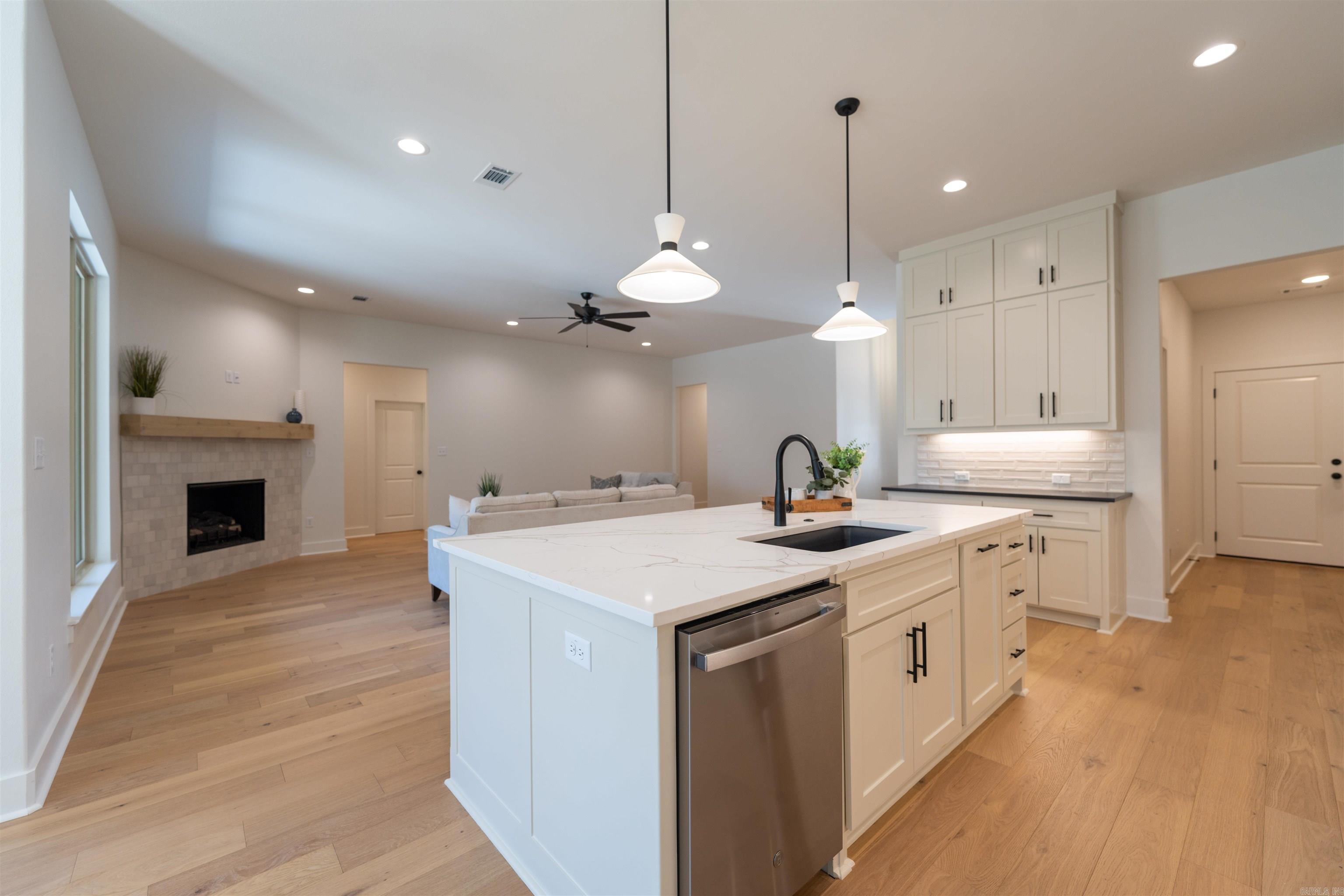 15004  Matterhorn  Maumelle, AR