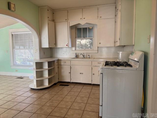 402 W South St  Benton, AR