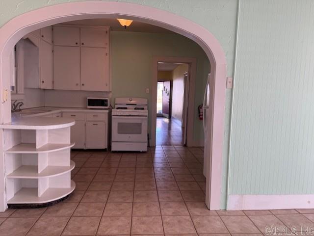 402 W South St  Benton, AR