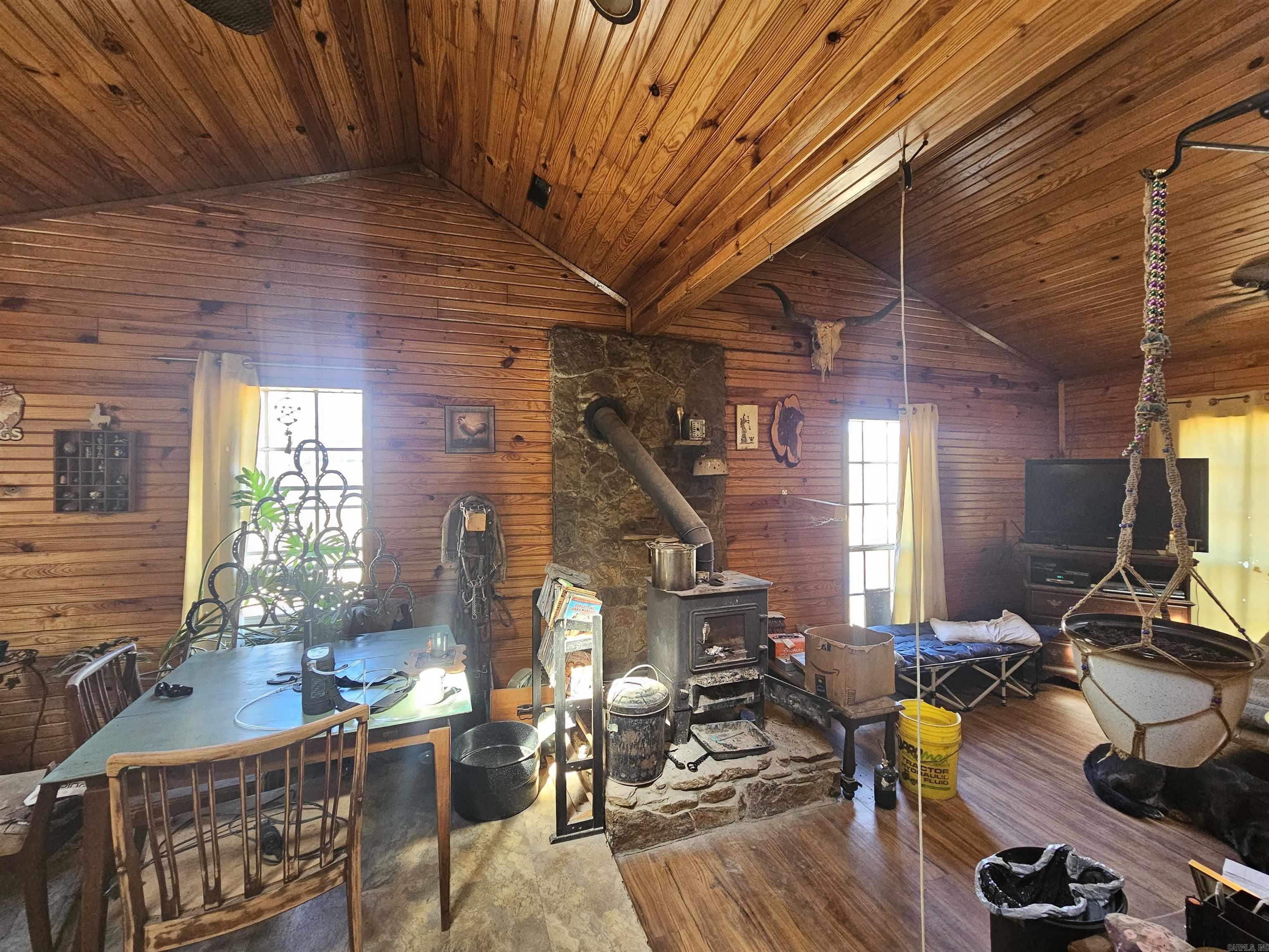 1521 Old 66 Road Leslie, AR 72645