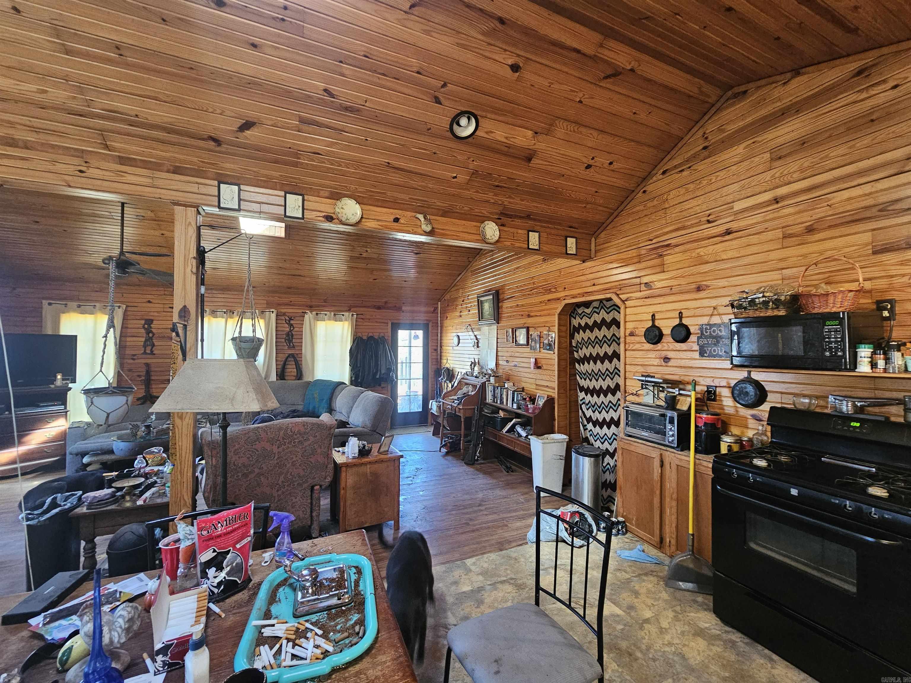 1521 Old 66 Road Leslie, AR 72645