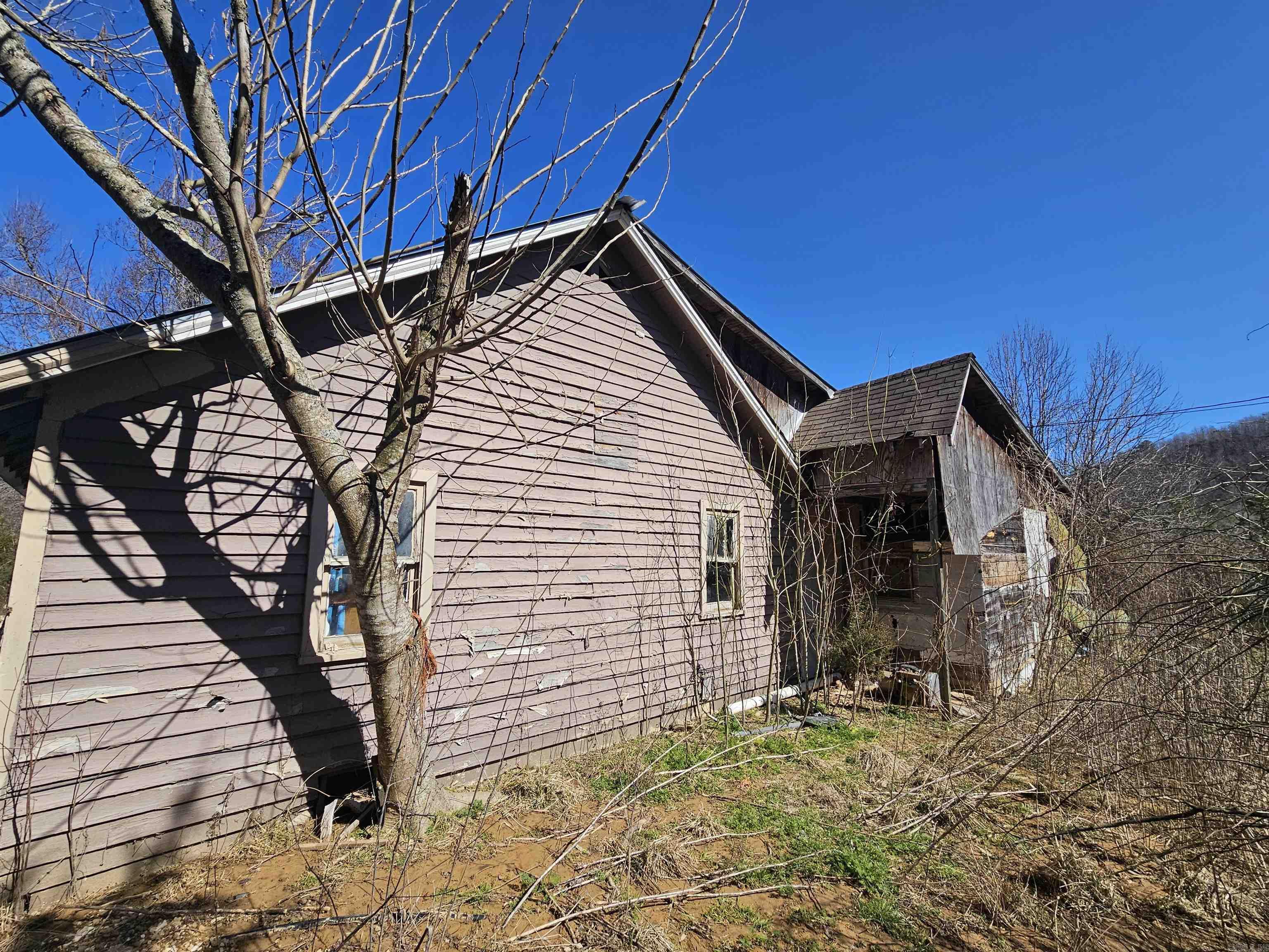 1521 Old 66 Road Leslie, AR 72645