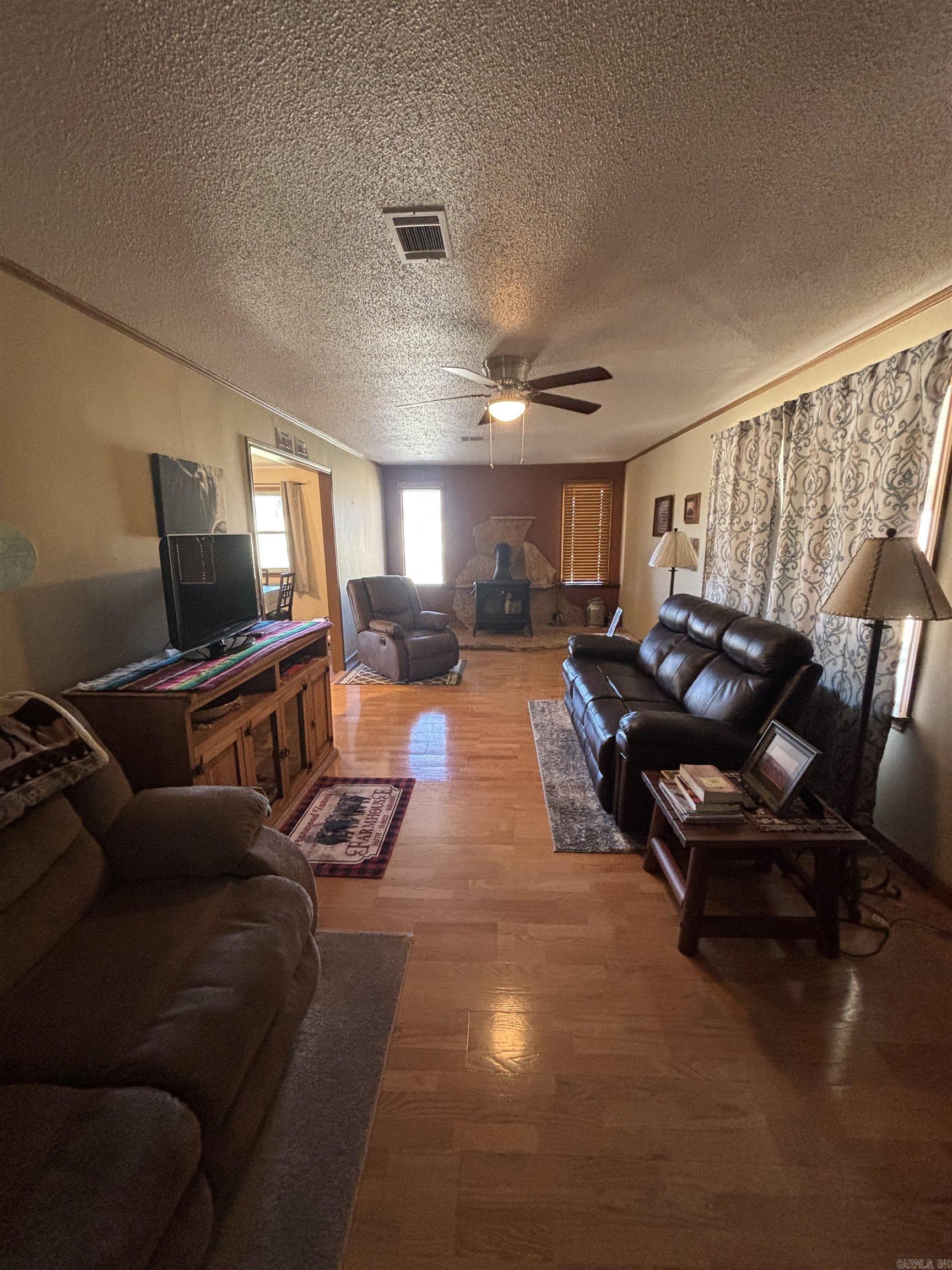 451  Red River  Fox, AR