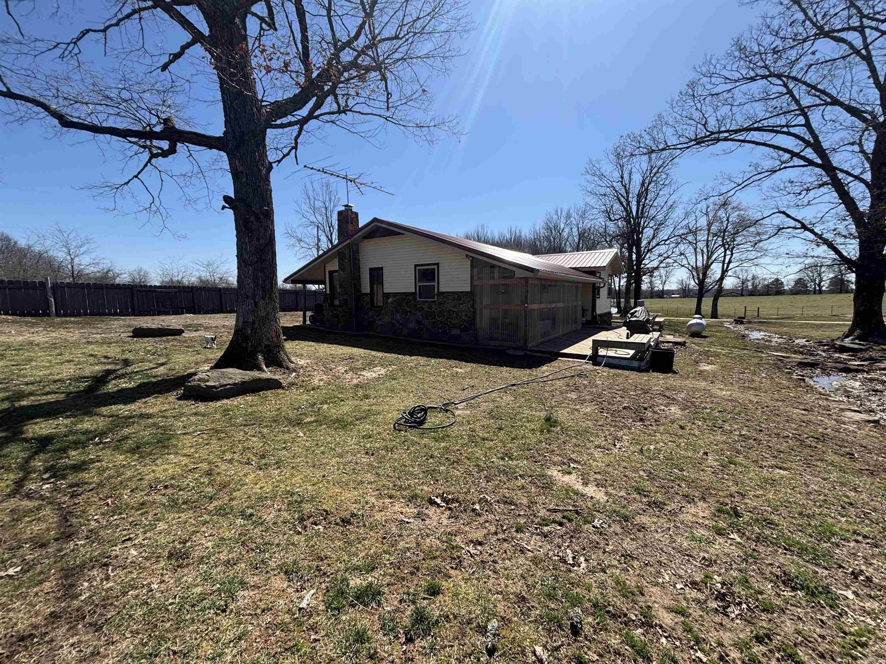 451  Red River  Fox, AR