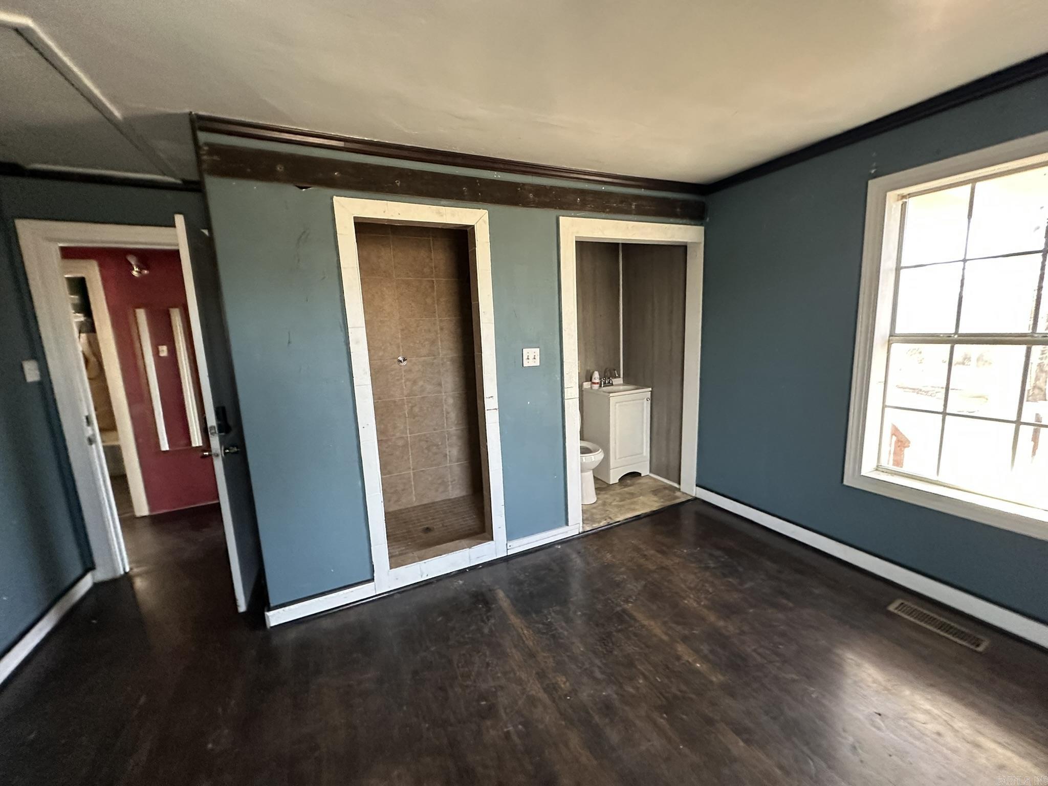 1522  Bracy  Little Rock, AR