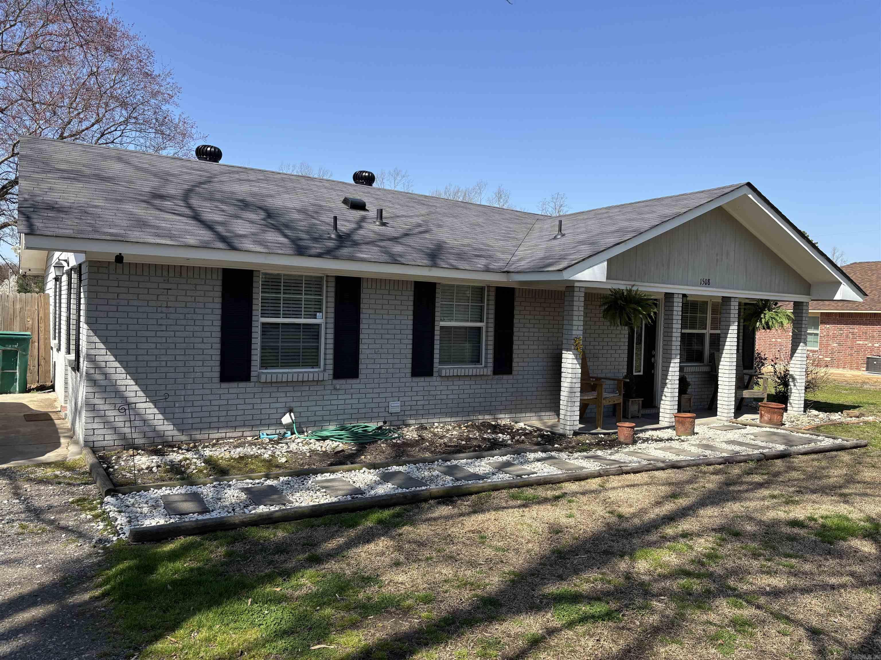 1508  McGehee St  White Hall, AR