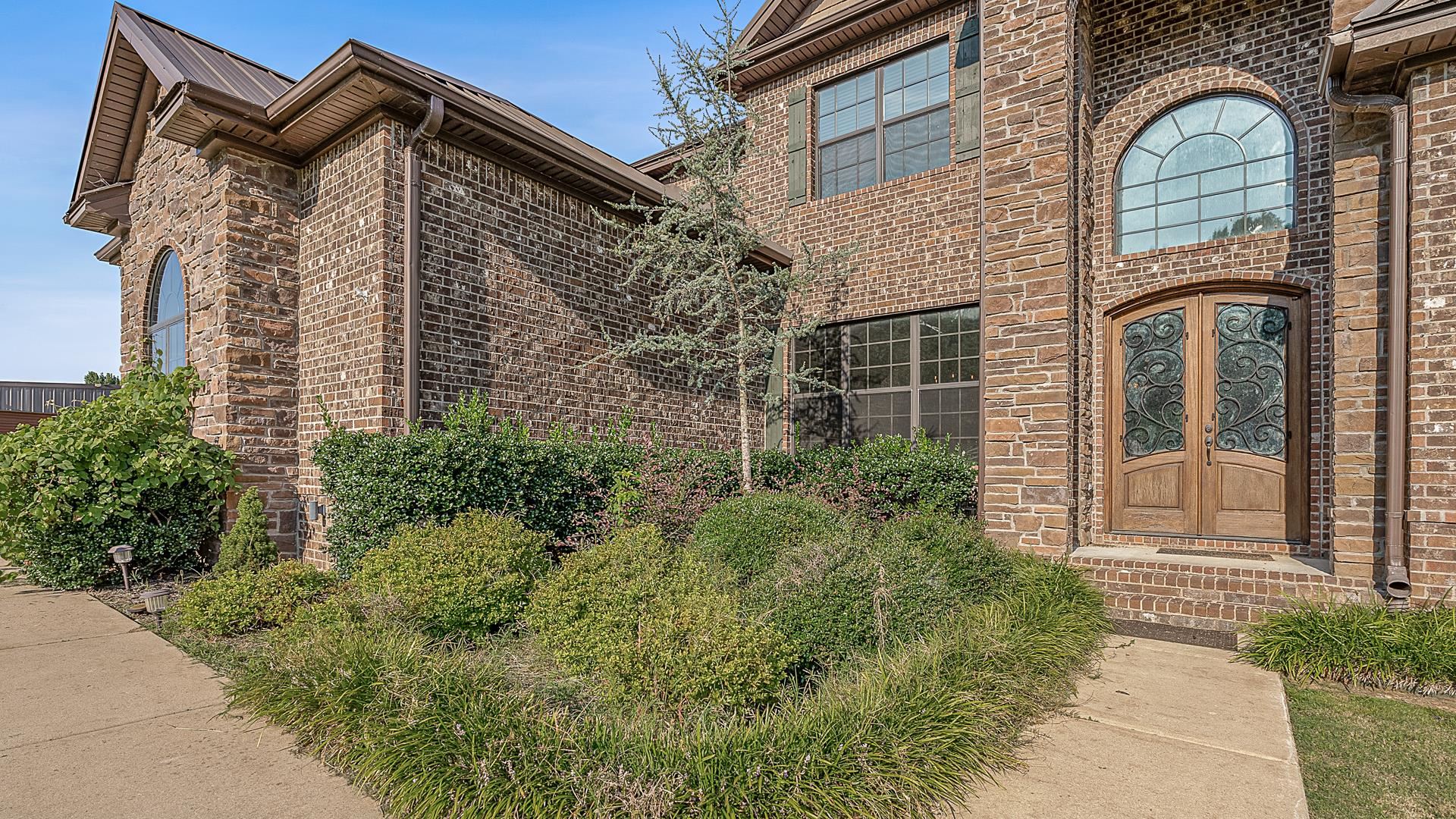 2164  CR 762  Brookland, AR