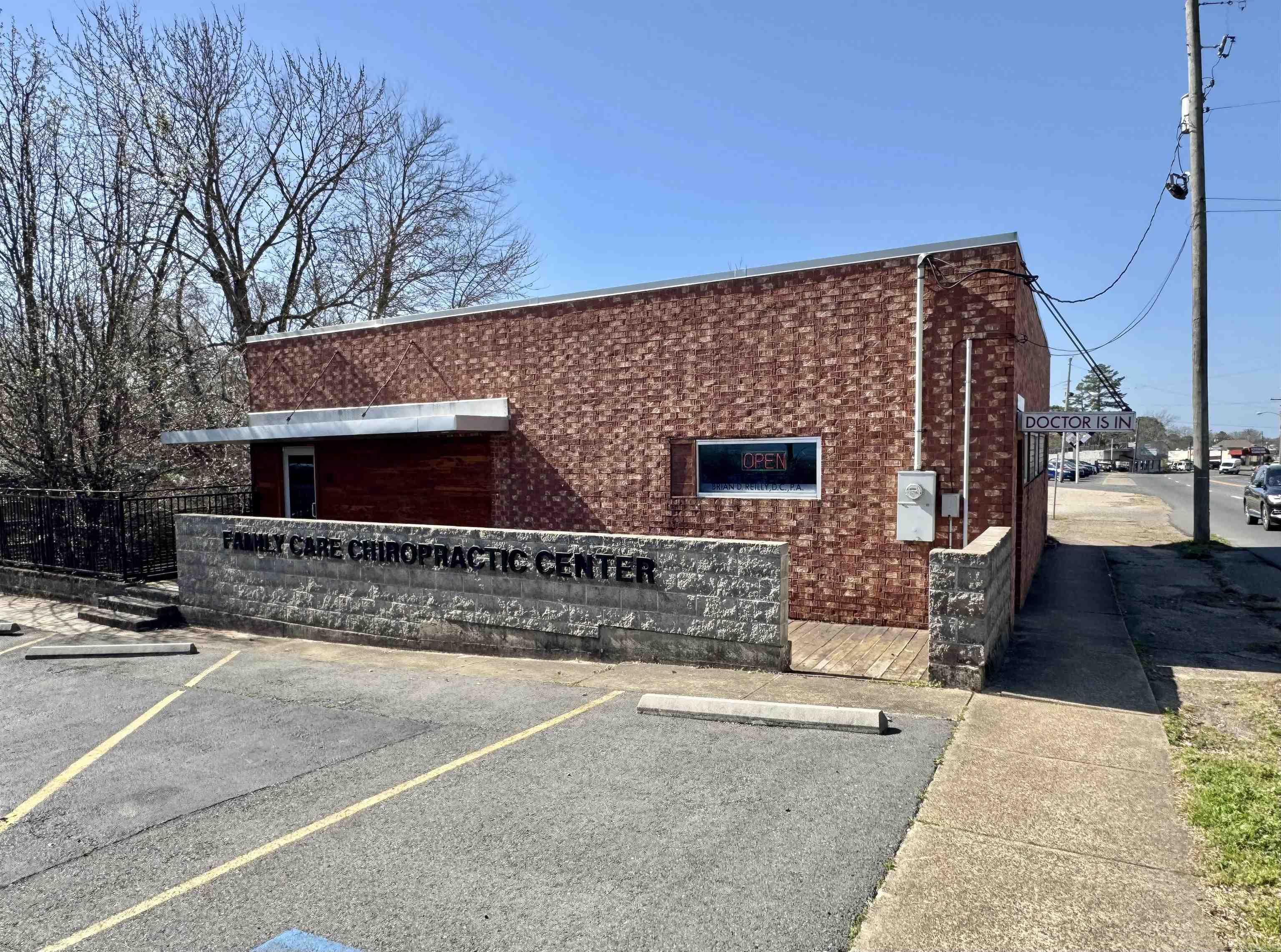 711  Albert Pike Rd  Hot Springs, AR